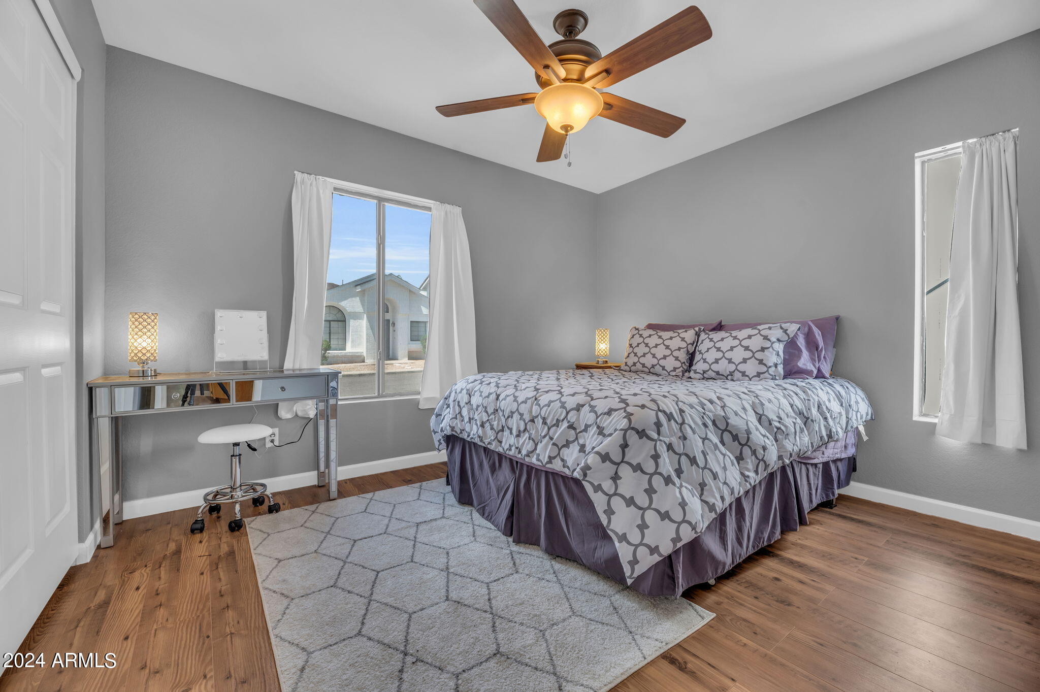 3329 E TOPEKA Drive