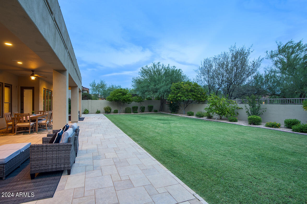 3955 E NAVIGATOR Lane