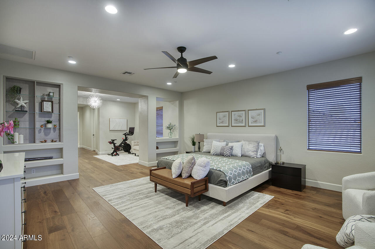 3955 E NAVIGATOR Lane