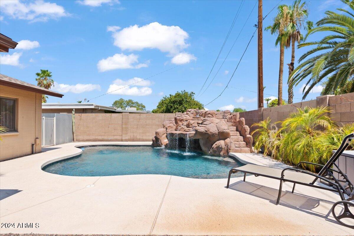 3023 E CHERYL Drive