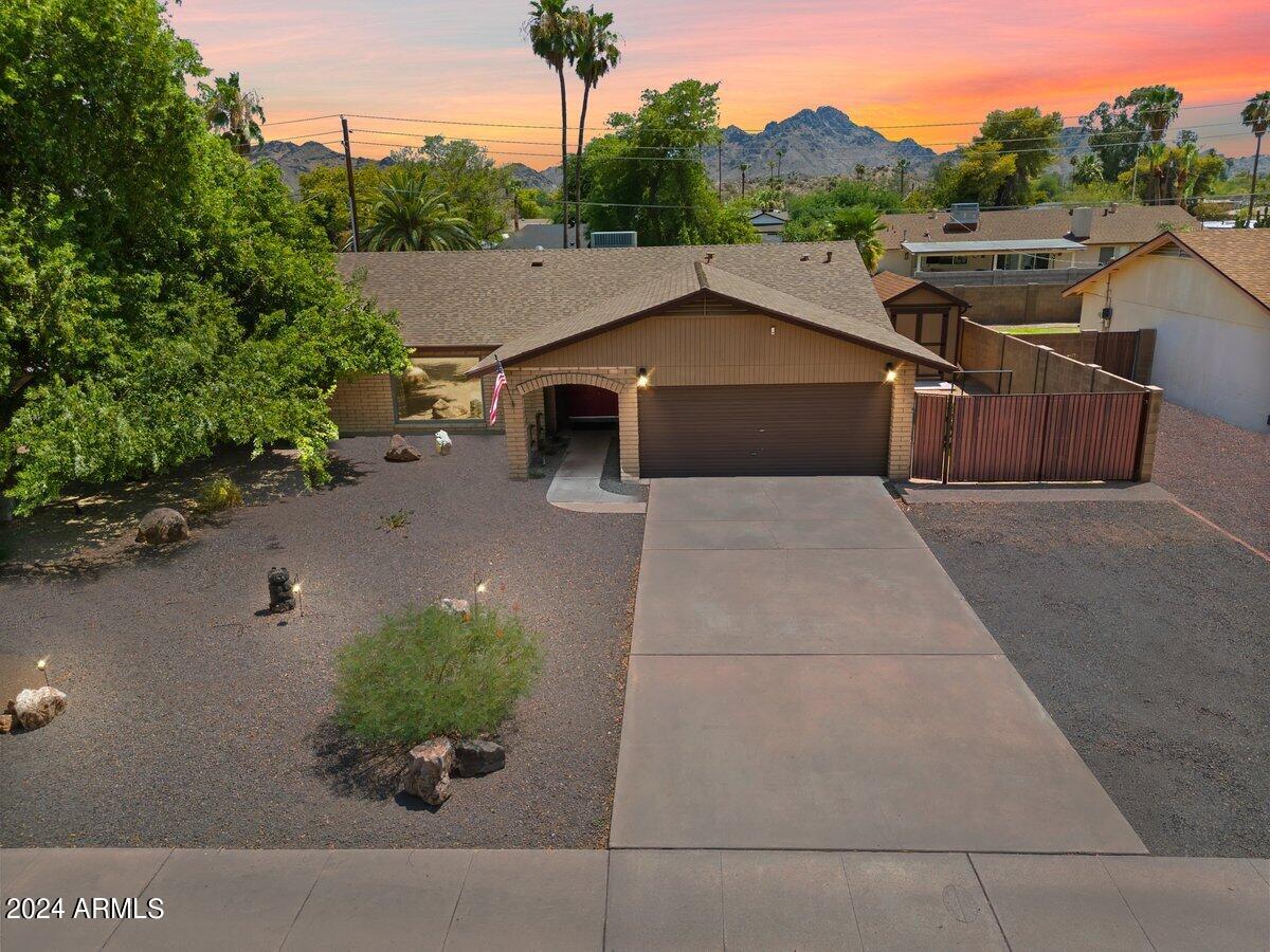 3023 E CHERYL Drive