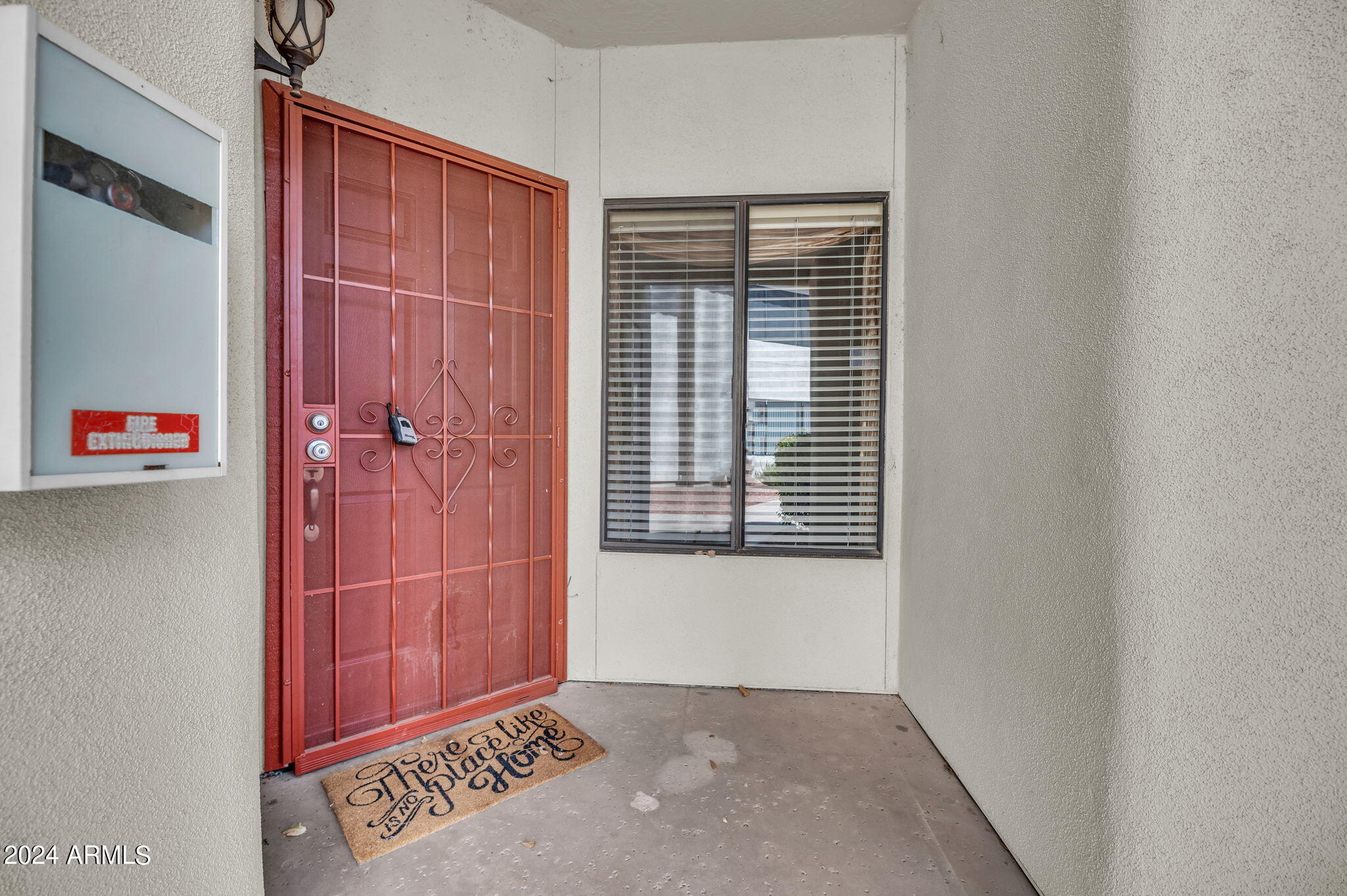 750 E NORTHERN Avenue, 1057