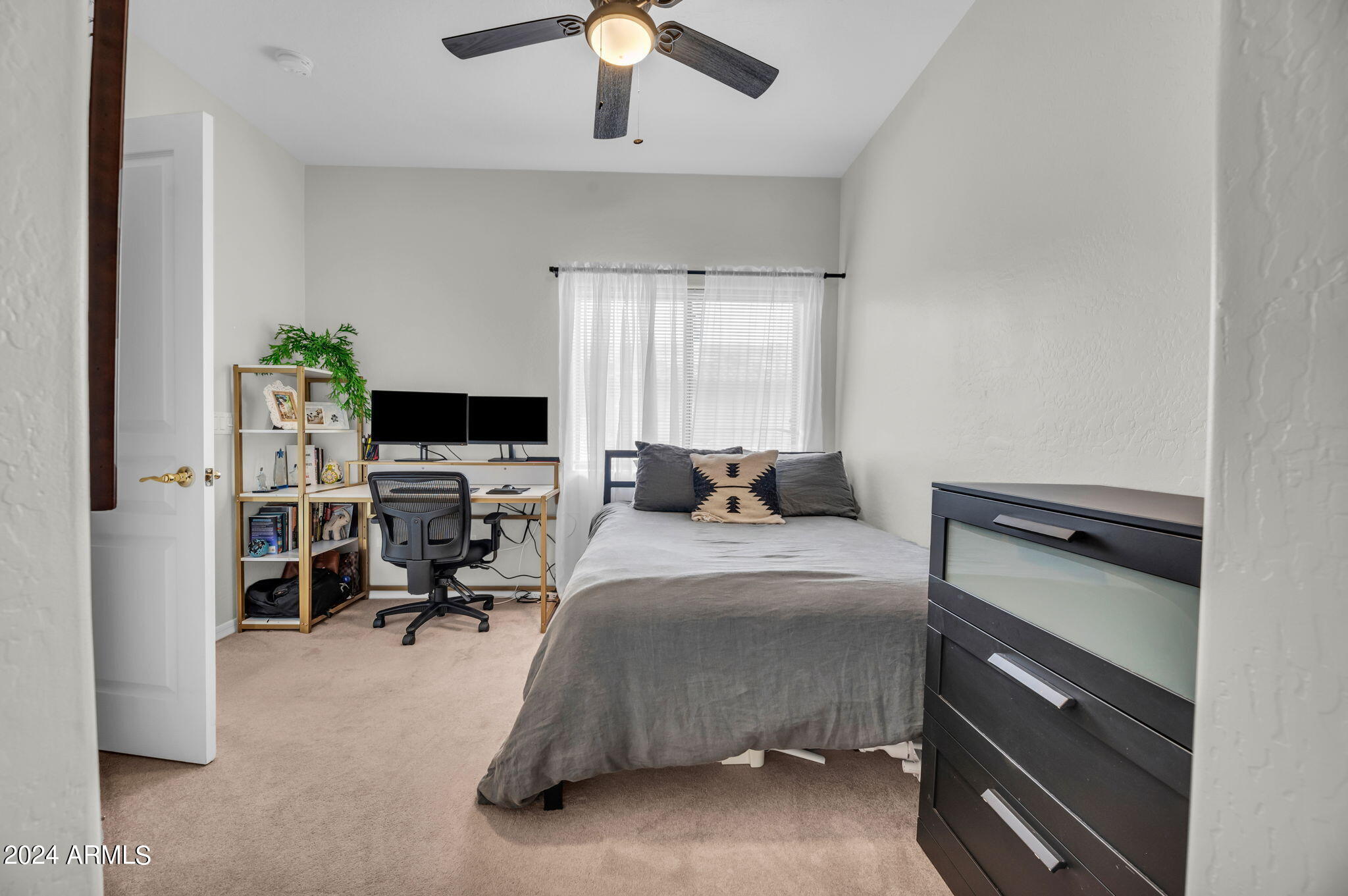 2019 E CAMPBELL Avenue, 115