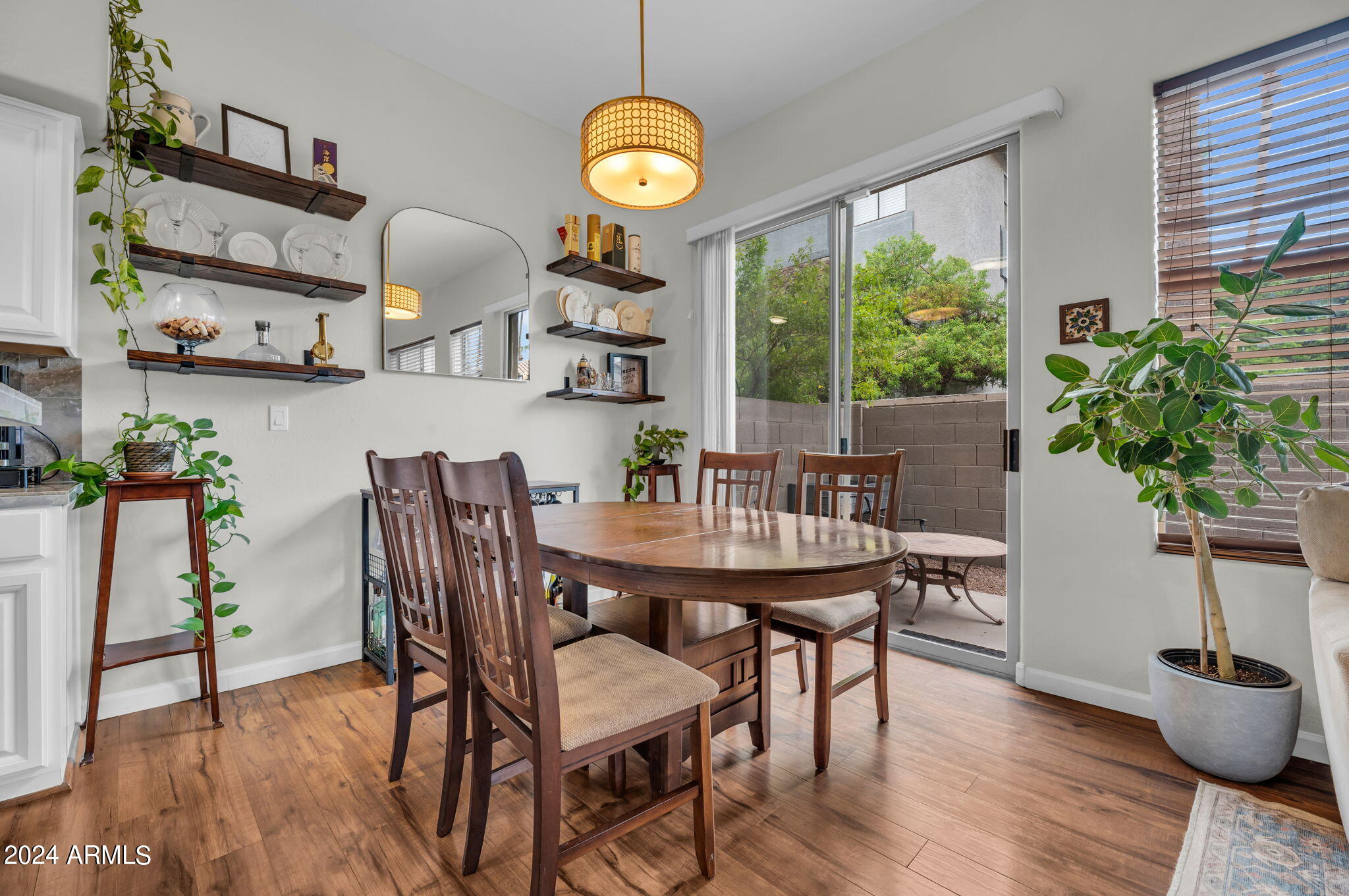 2019 E CAMPBELL Avenue, 115