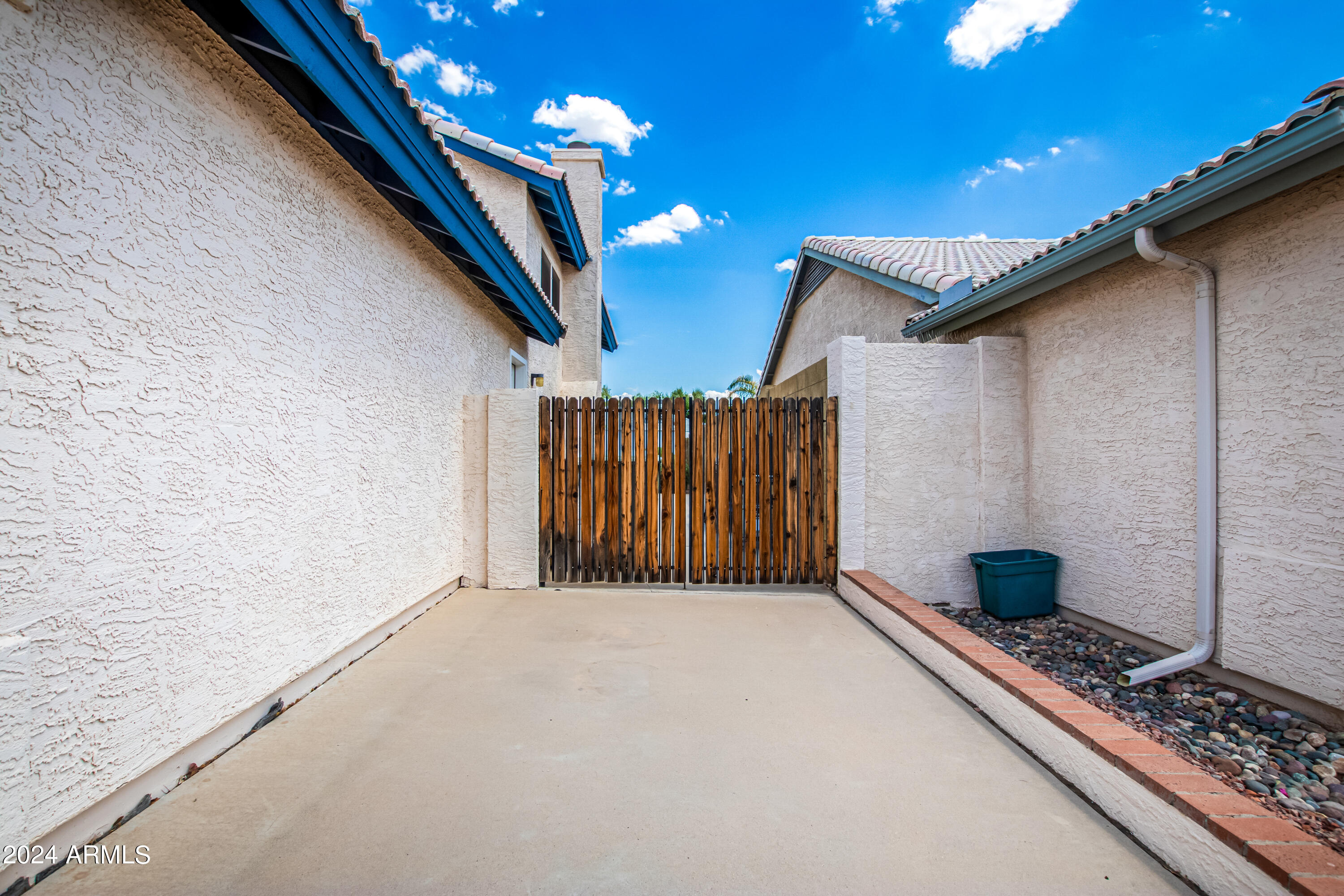 10521 N 56Th Drive