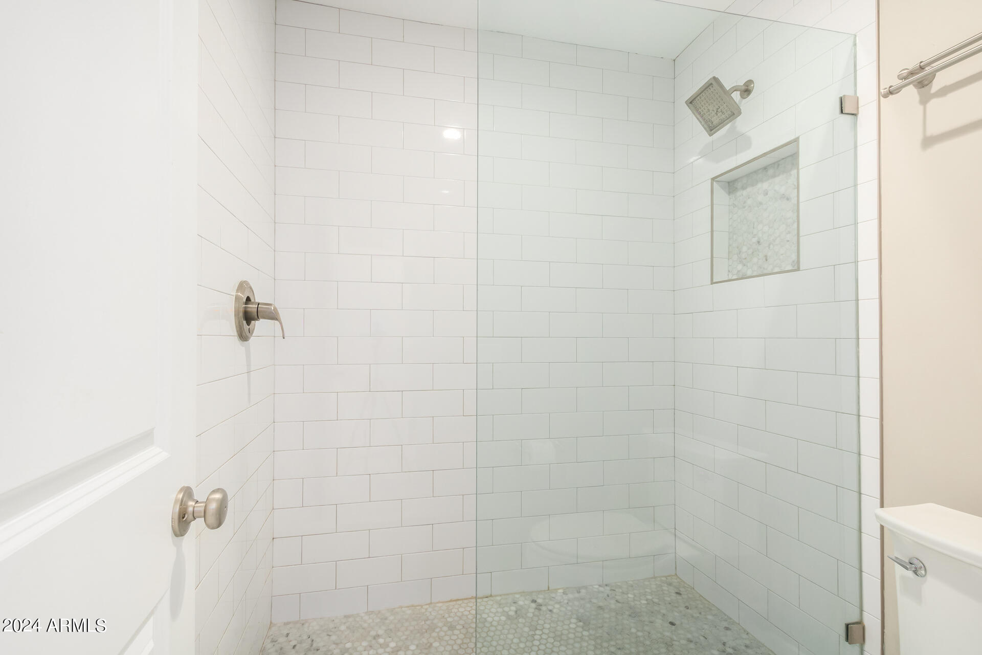 6126 N 13TH Place