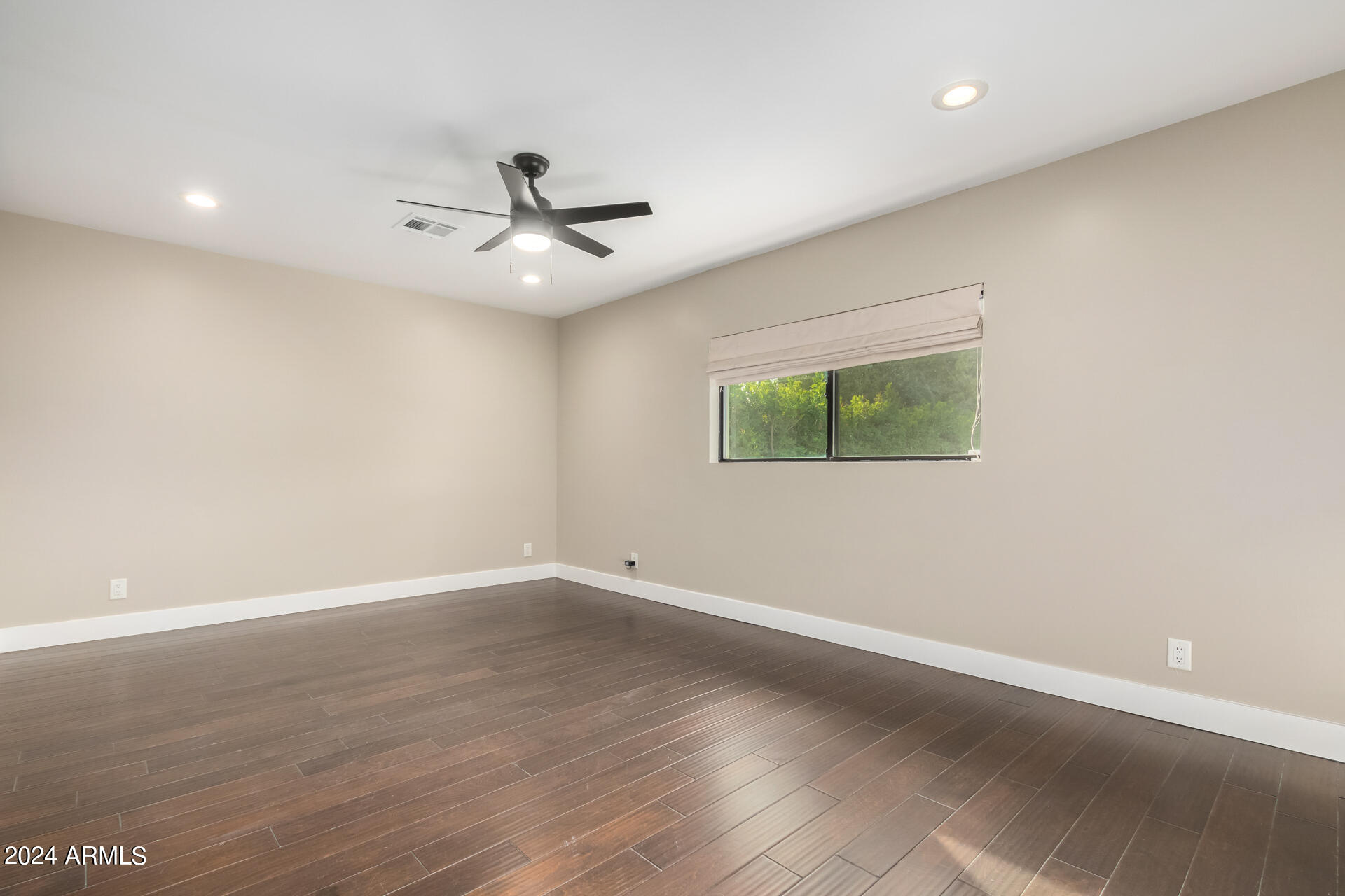 6126 N 13TH Place