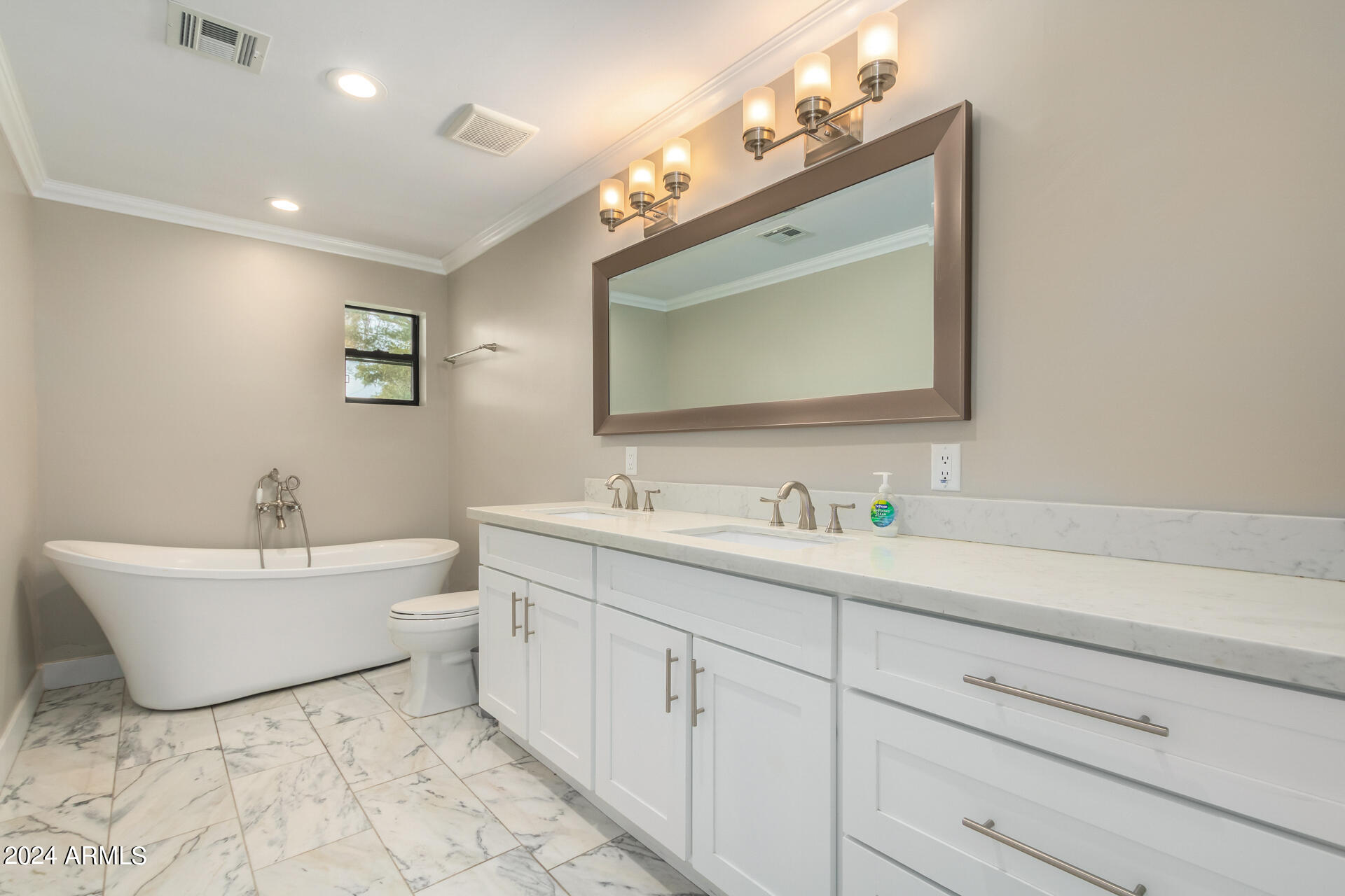 6126 N 13TH Place