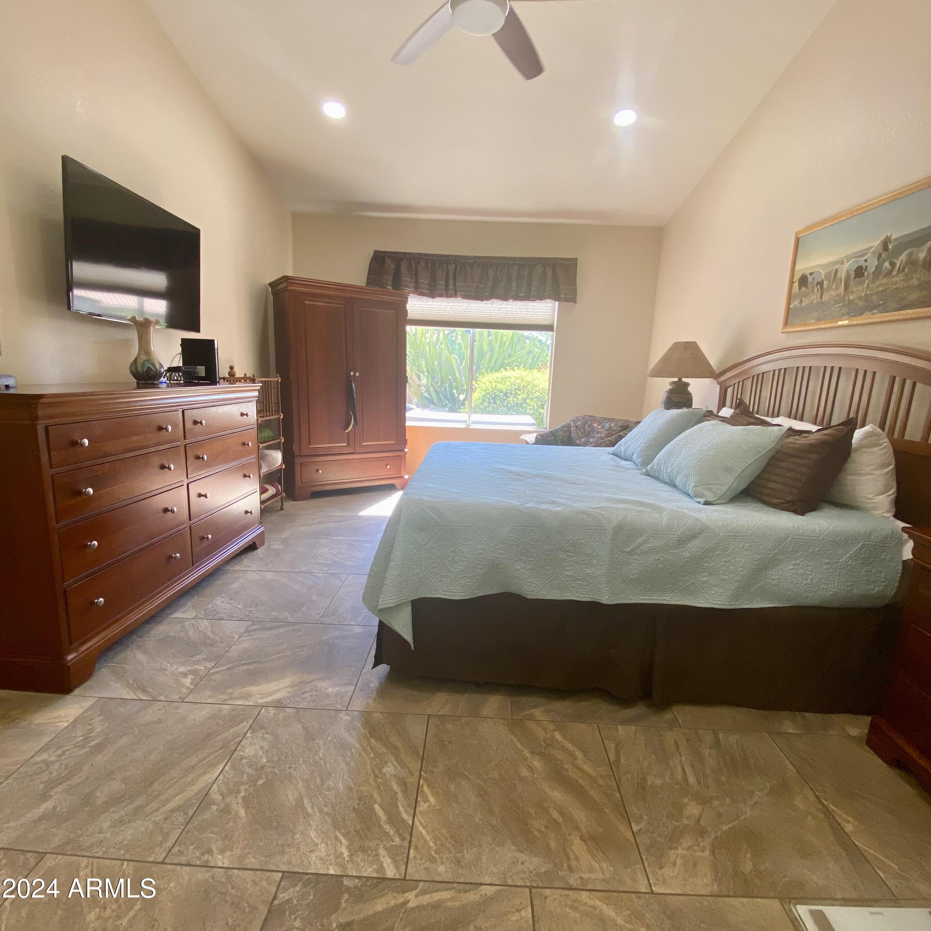 453 W TEAKWOOD Drive