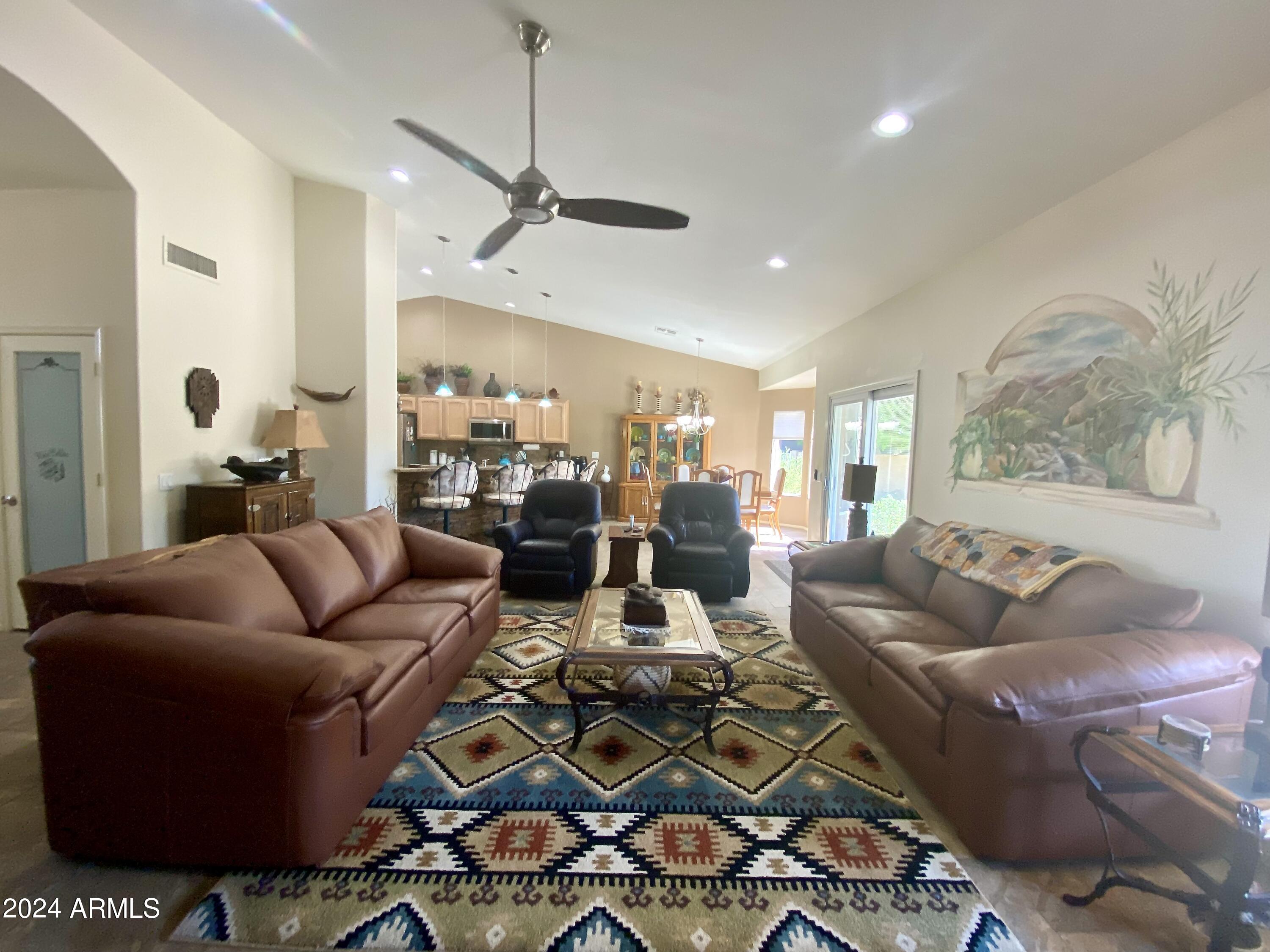 453 W TEAKWOOD Drive