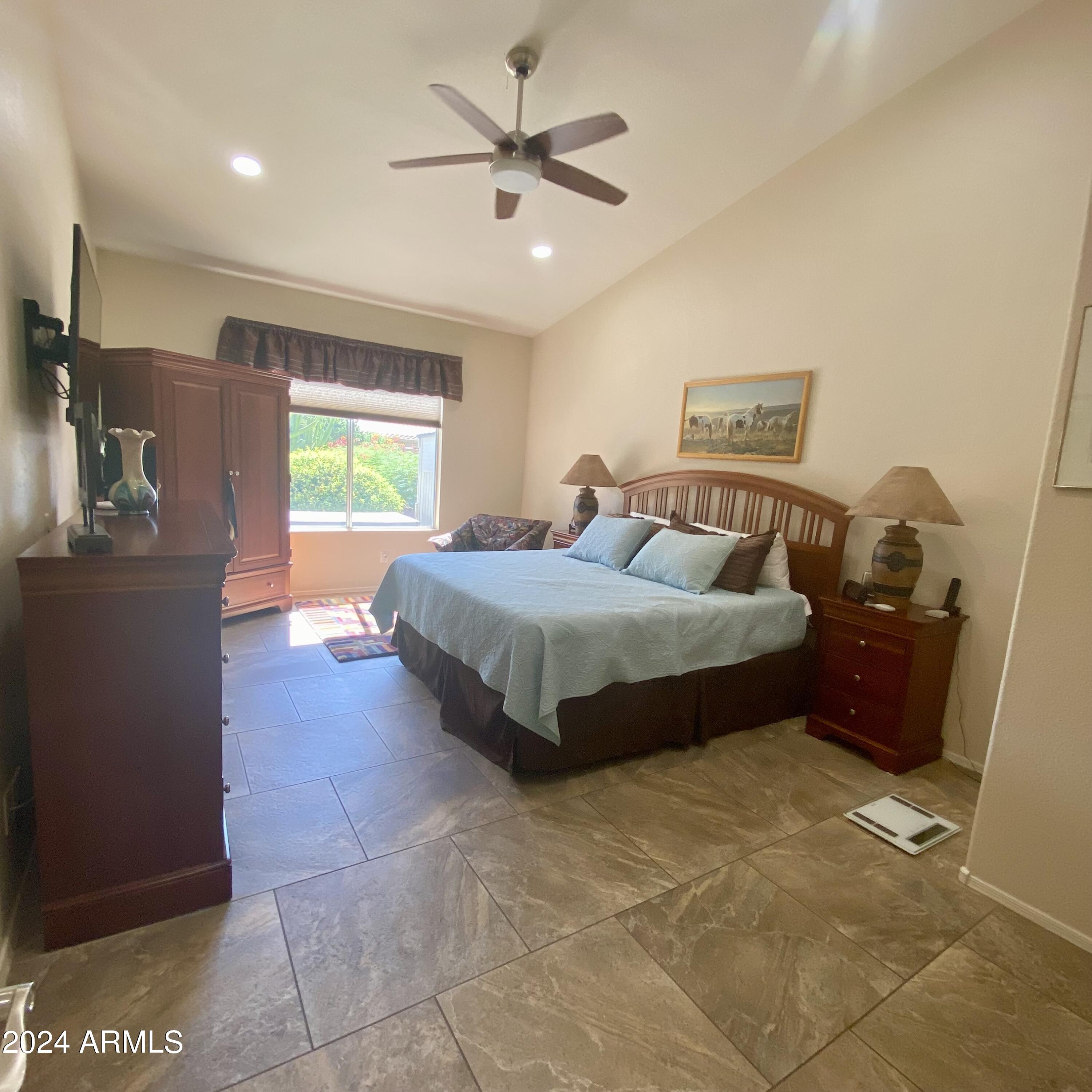 453 W TEAKWOOD Drive