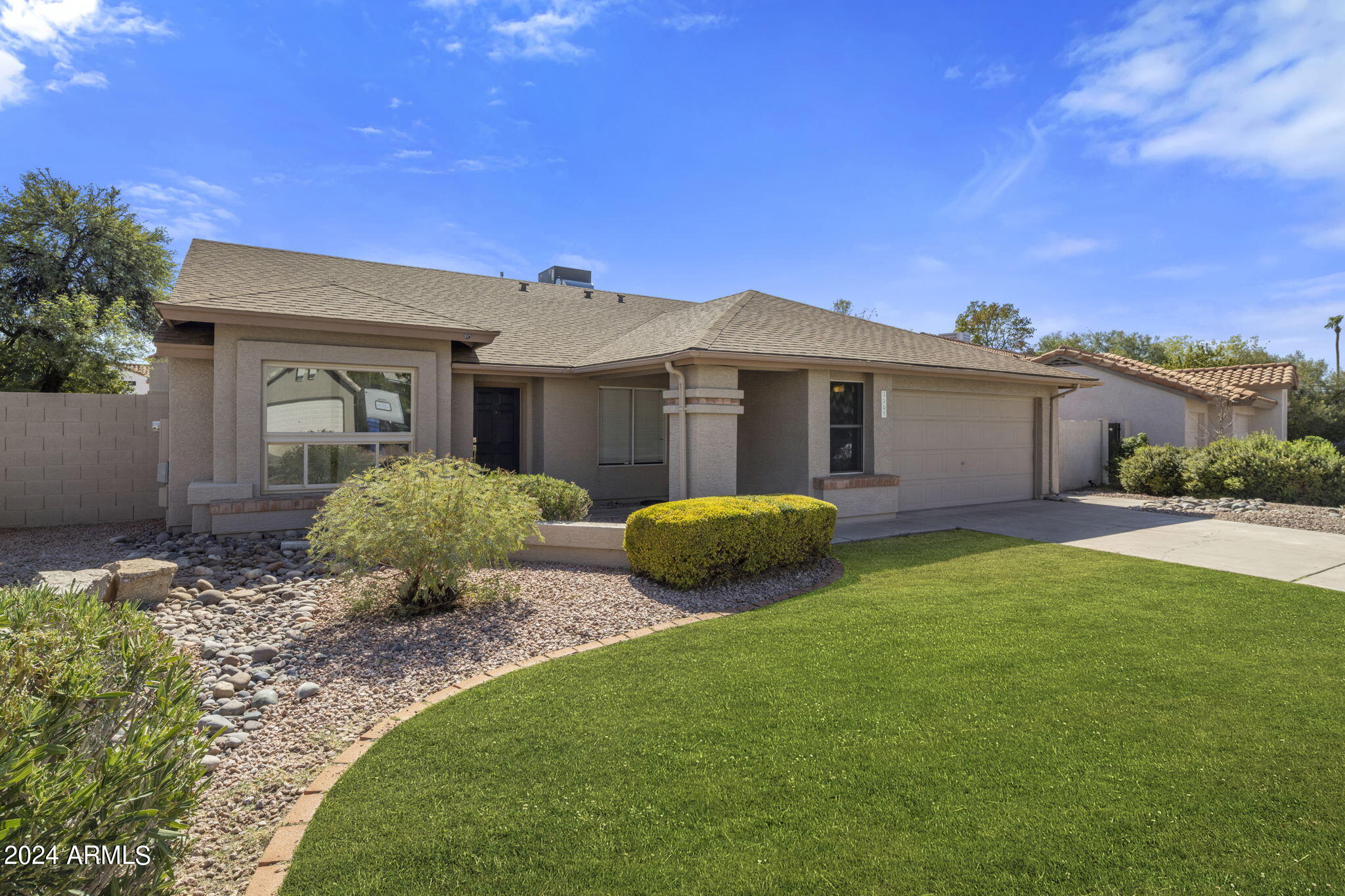 3509 E MORROW Drive