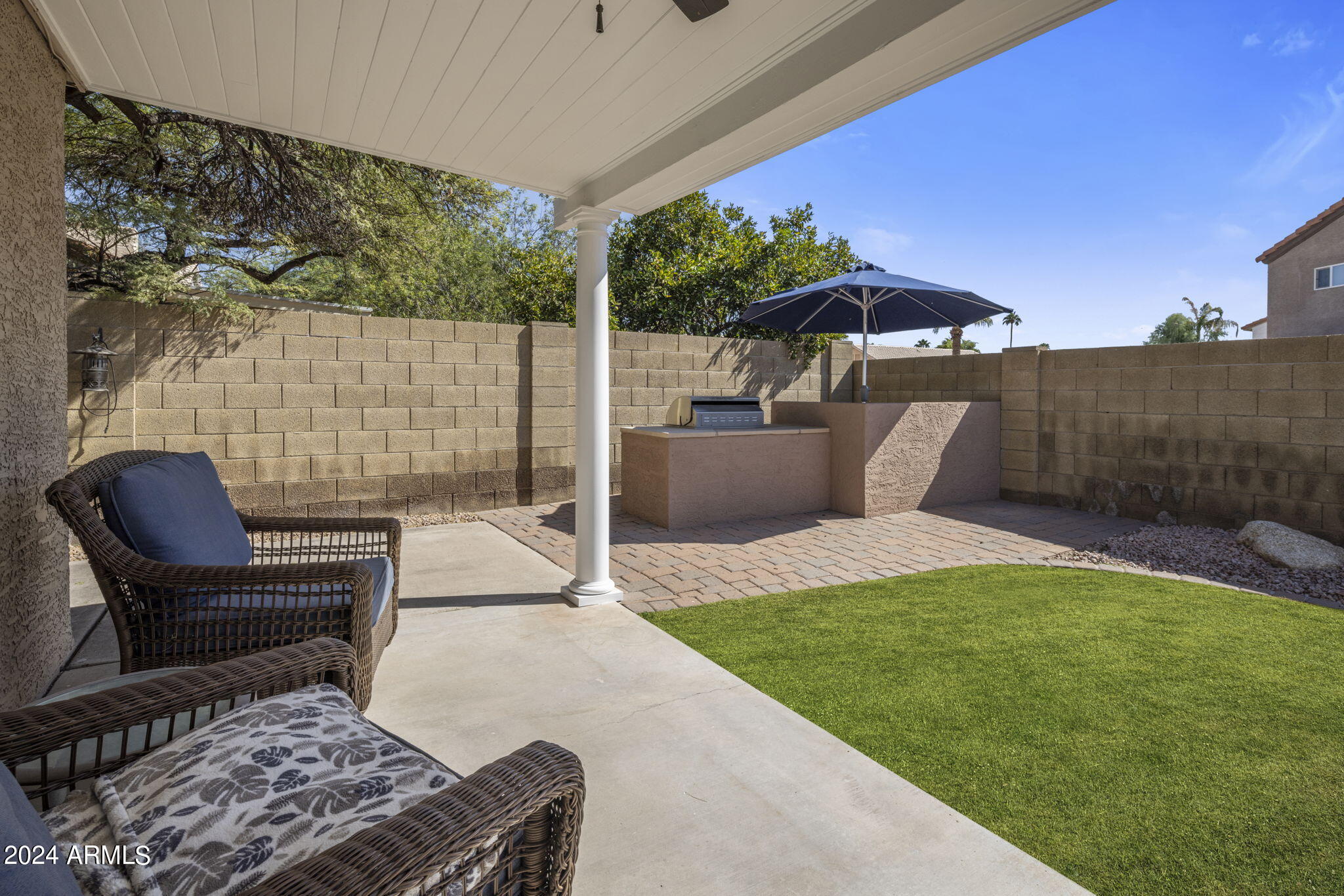 3509 E MORROW Drive