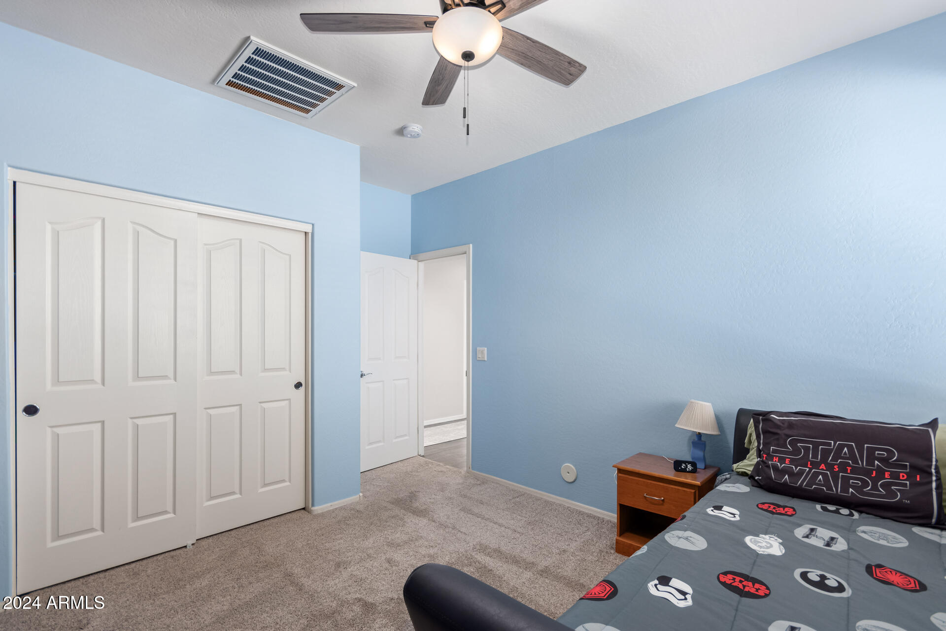 1248 E NIGHTINGALE Lane