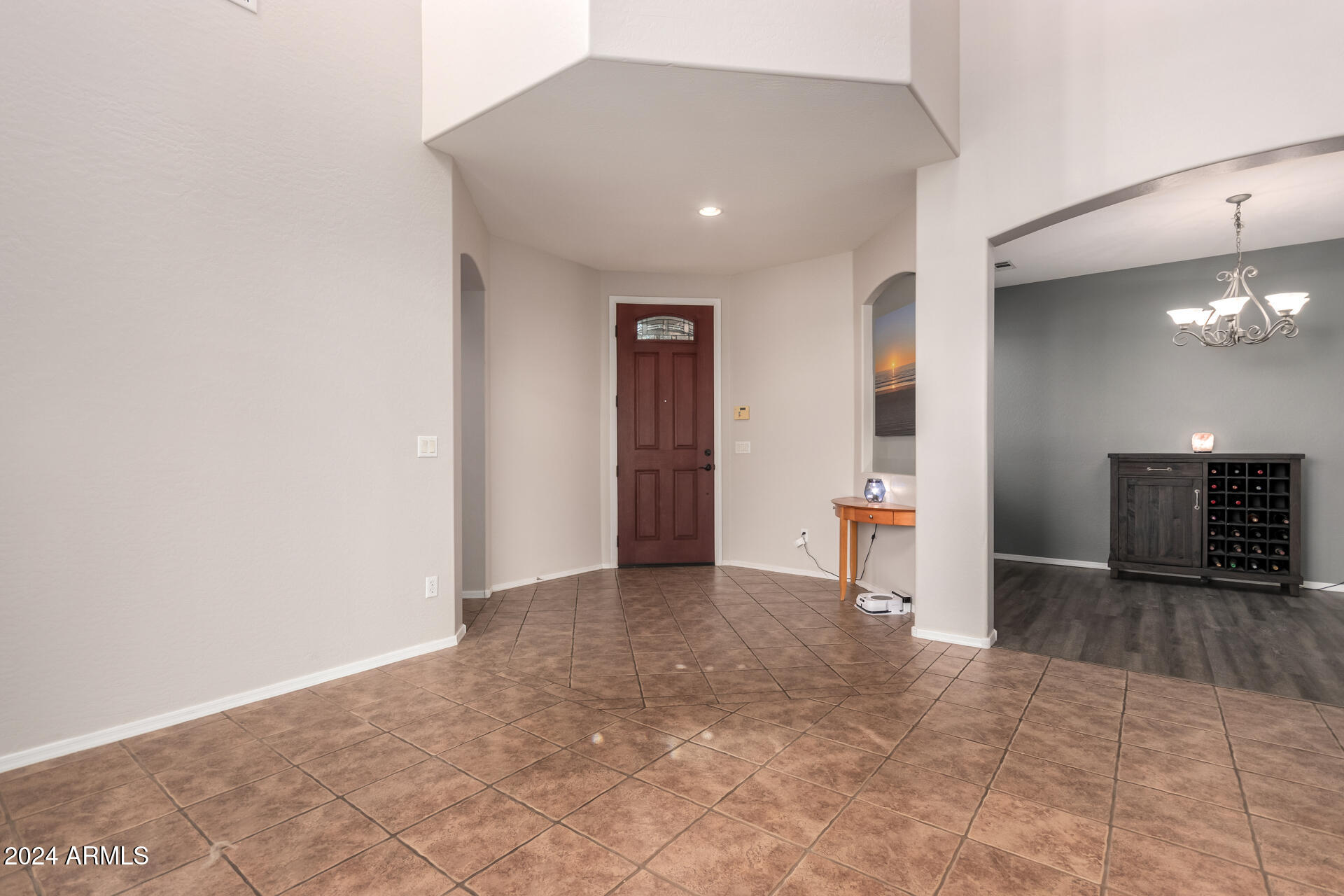 1248 E NIGHTINGALE Lane