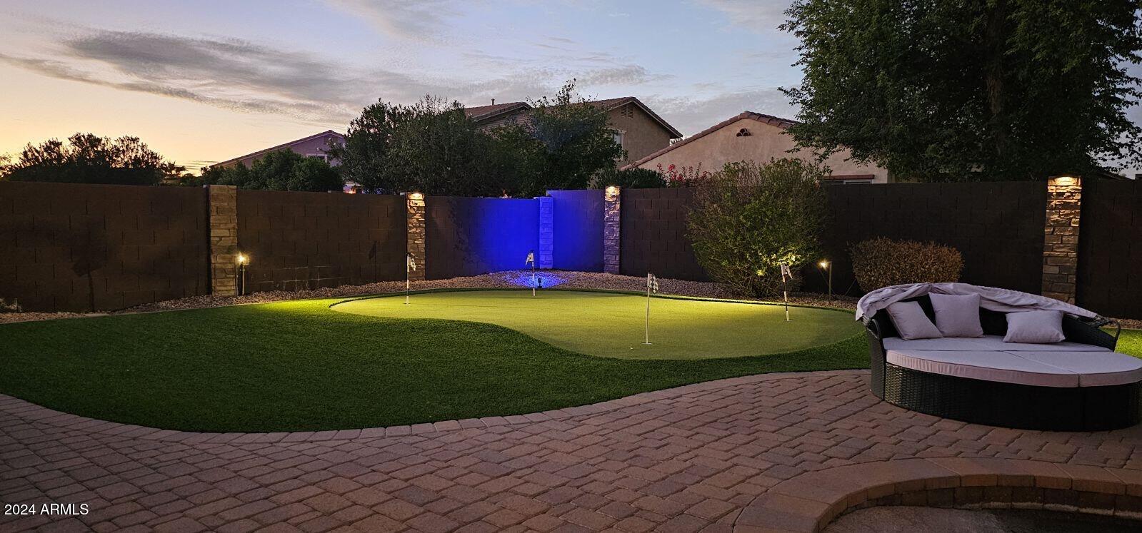 1248 E NIGHTINGALE Lane