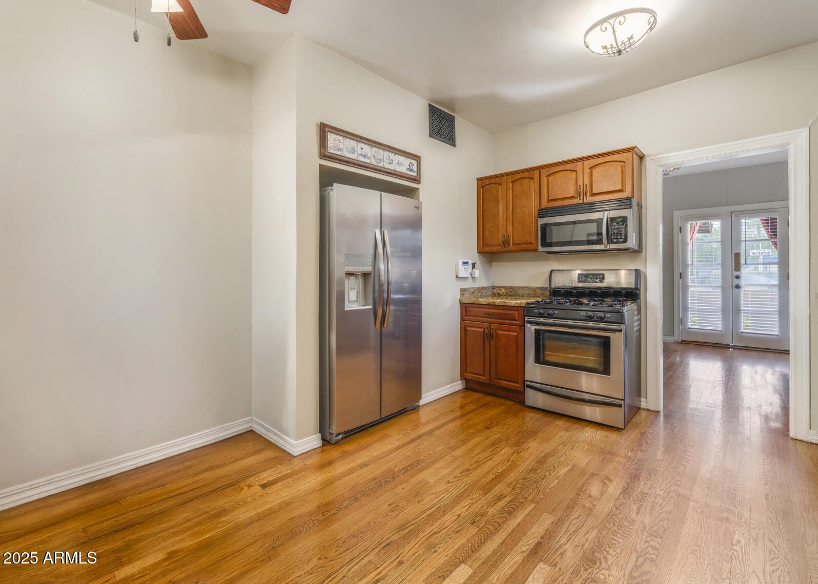 1346 W Willetta Street