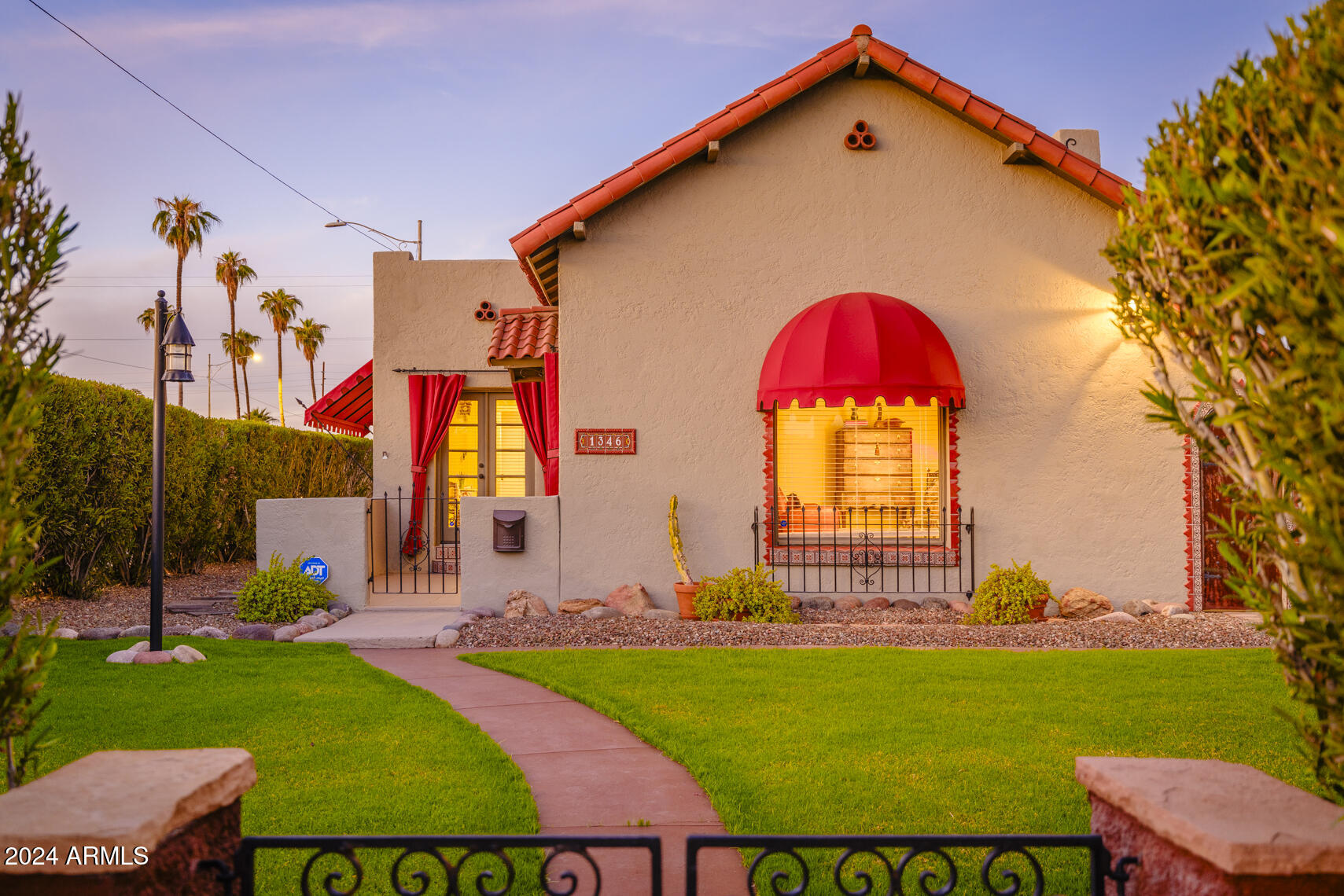 1346 W Willetta Street