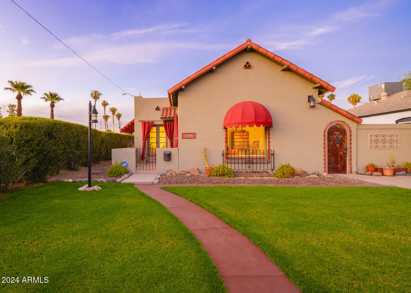 1346 W Willetta Street