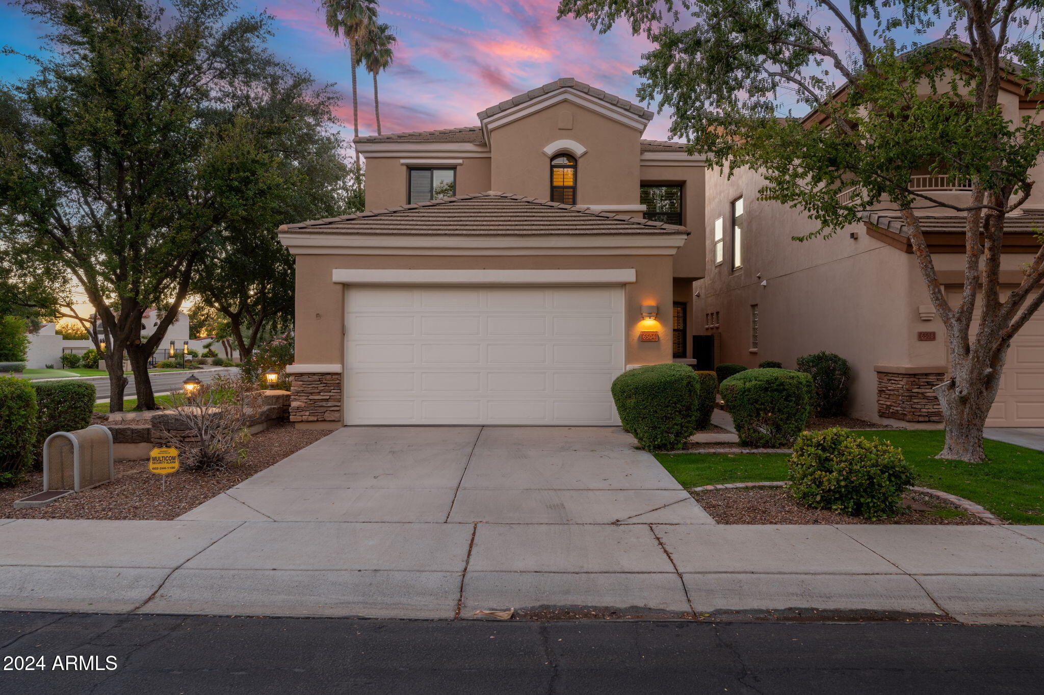 6504 N 14TH Place