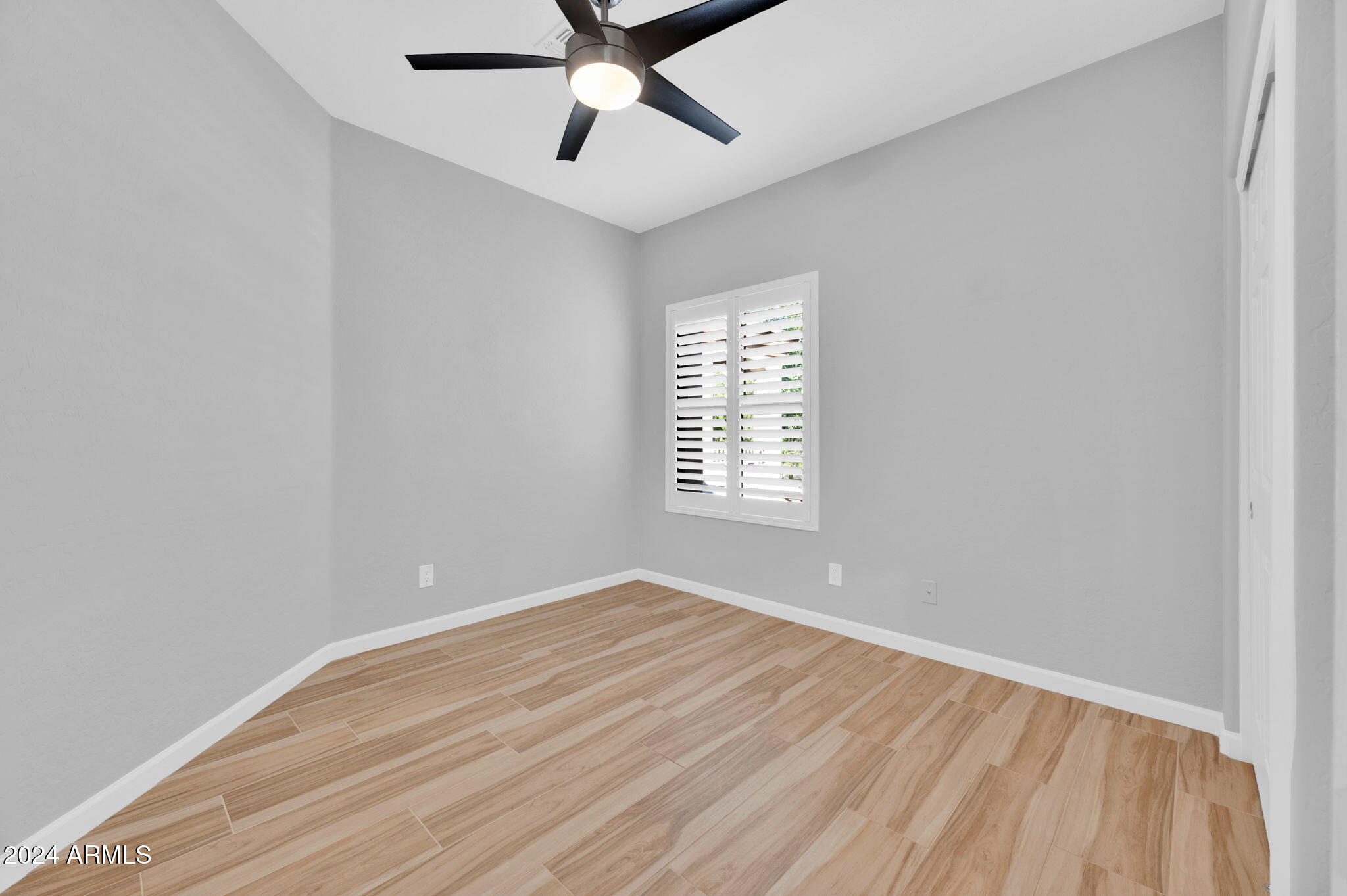 6504 N 14TH Place