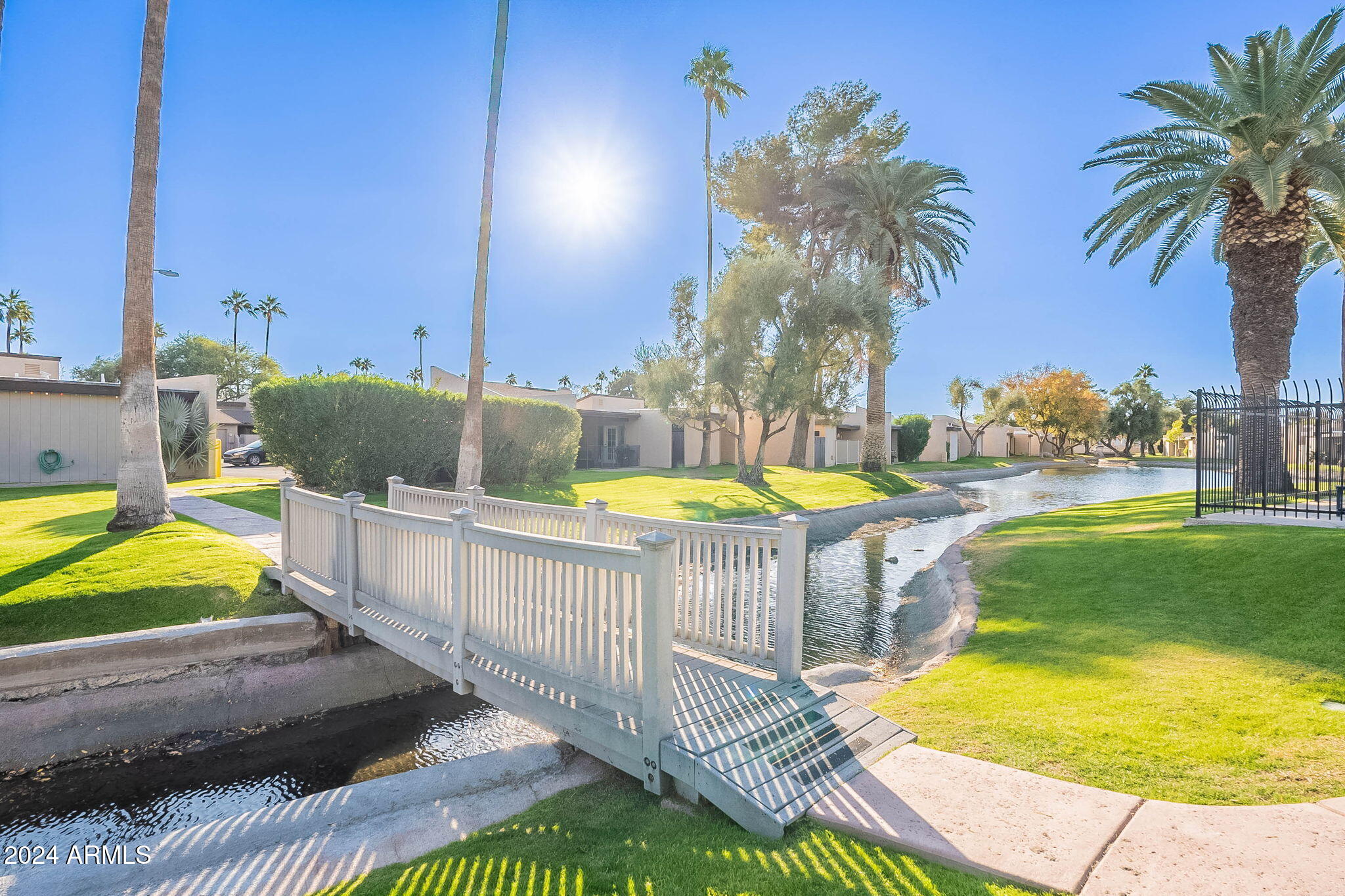 2232 W LINDNER Avenue 22
