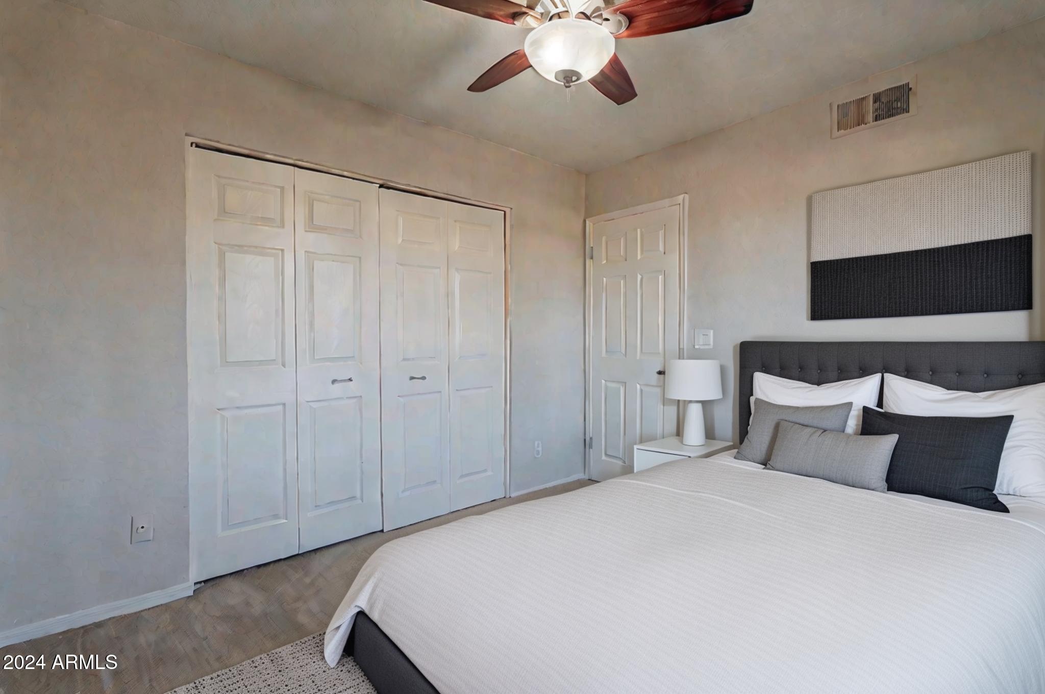 2232 W LINDNER Avenue 22