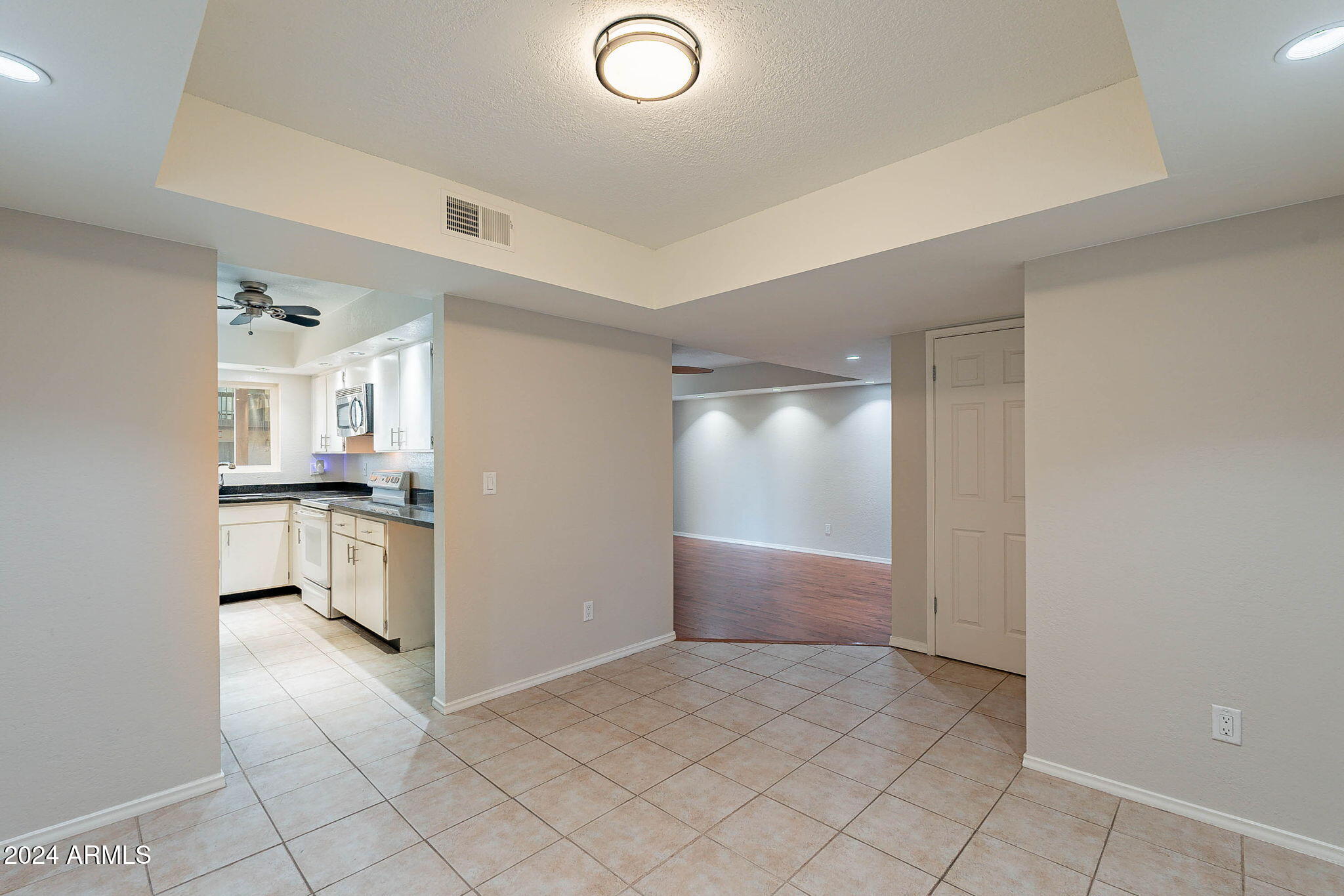 2232 W LINDNER Avenue 22
