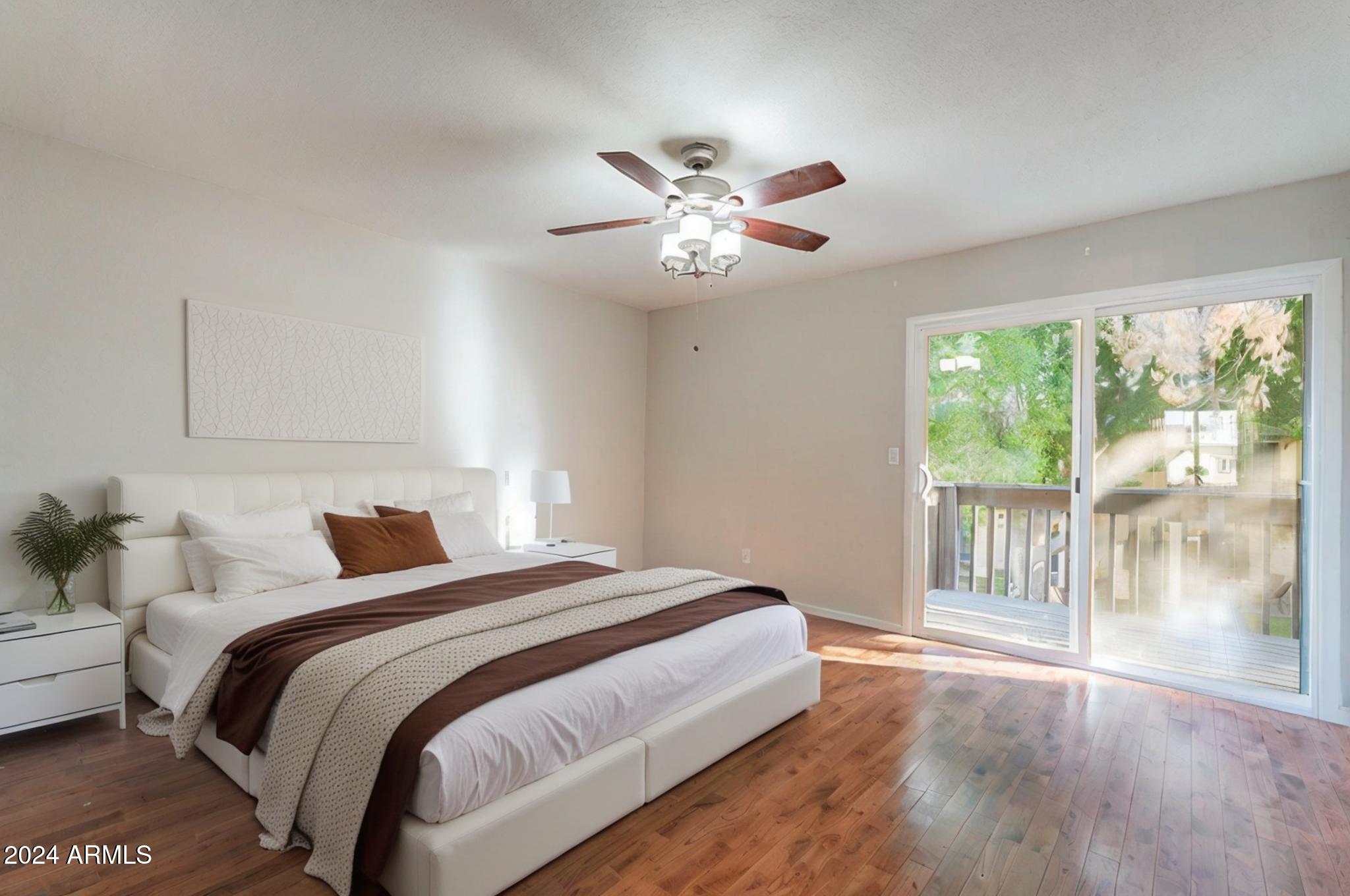 2232 W LINDNER Avenue 22