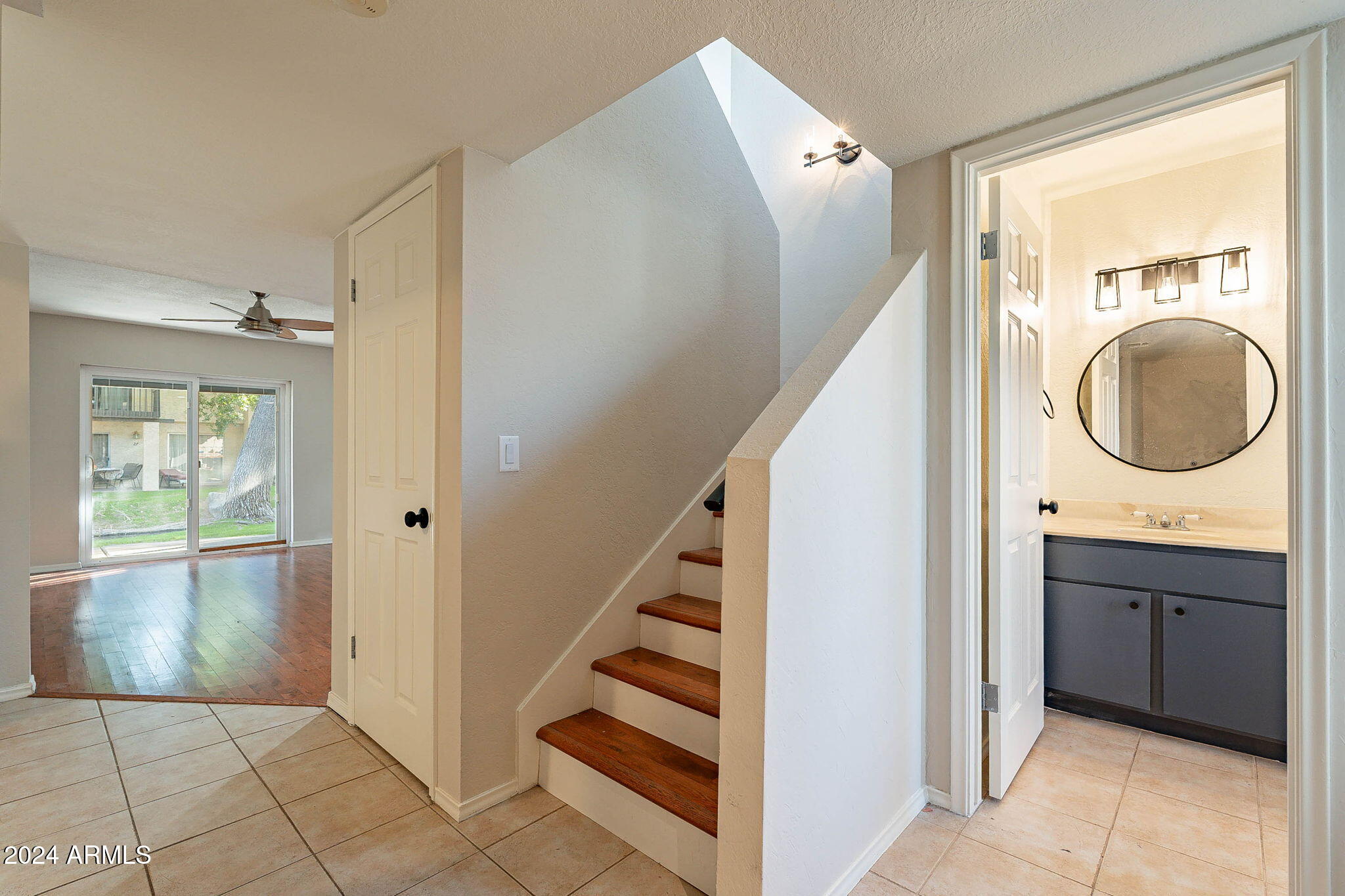 2232 W LINDNER Avenue 22