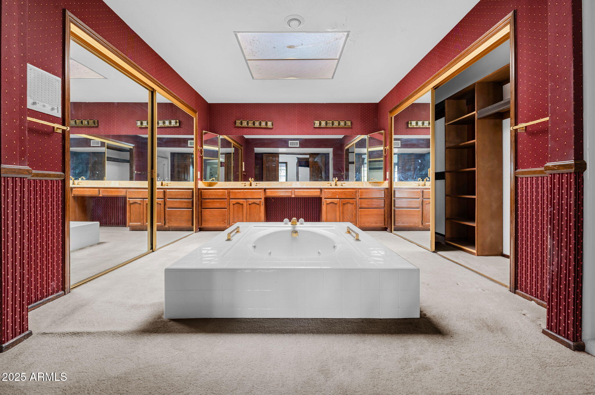 350 W MCLELLAN Road 7