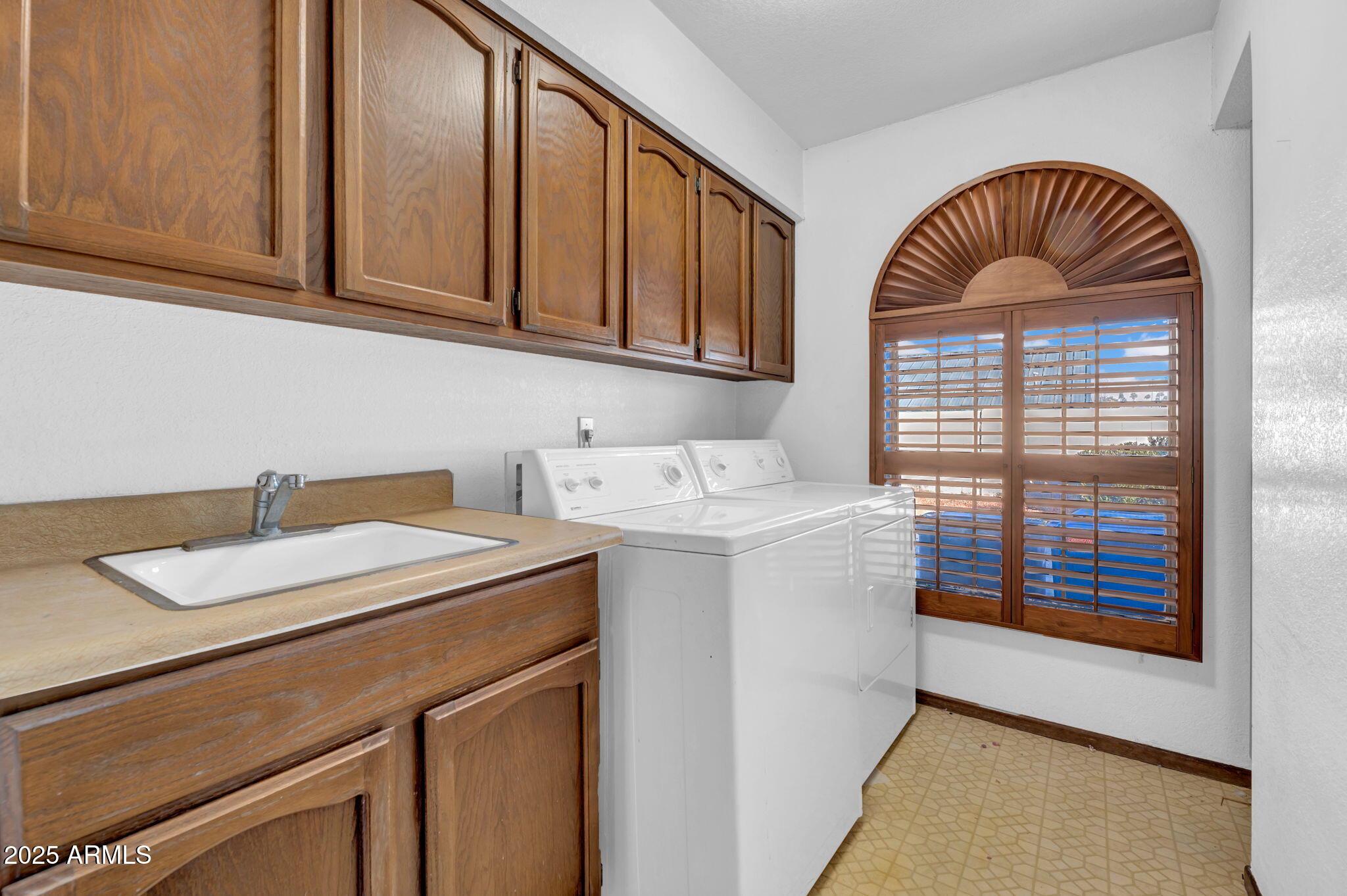 350 W MCLELLAN Road 7