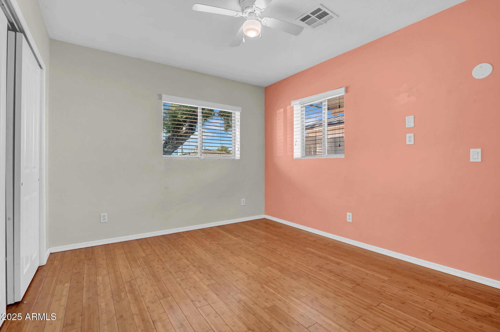 2214 E SELLS Drive