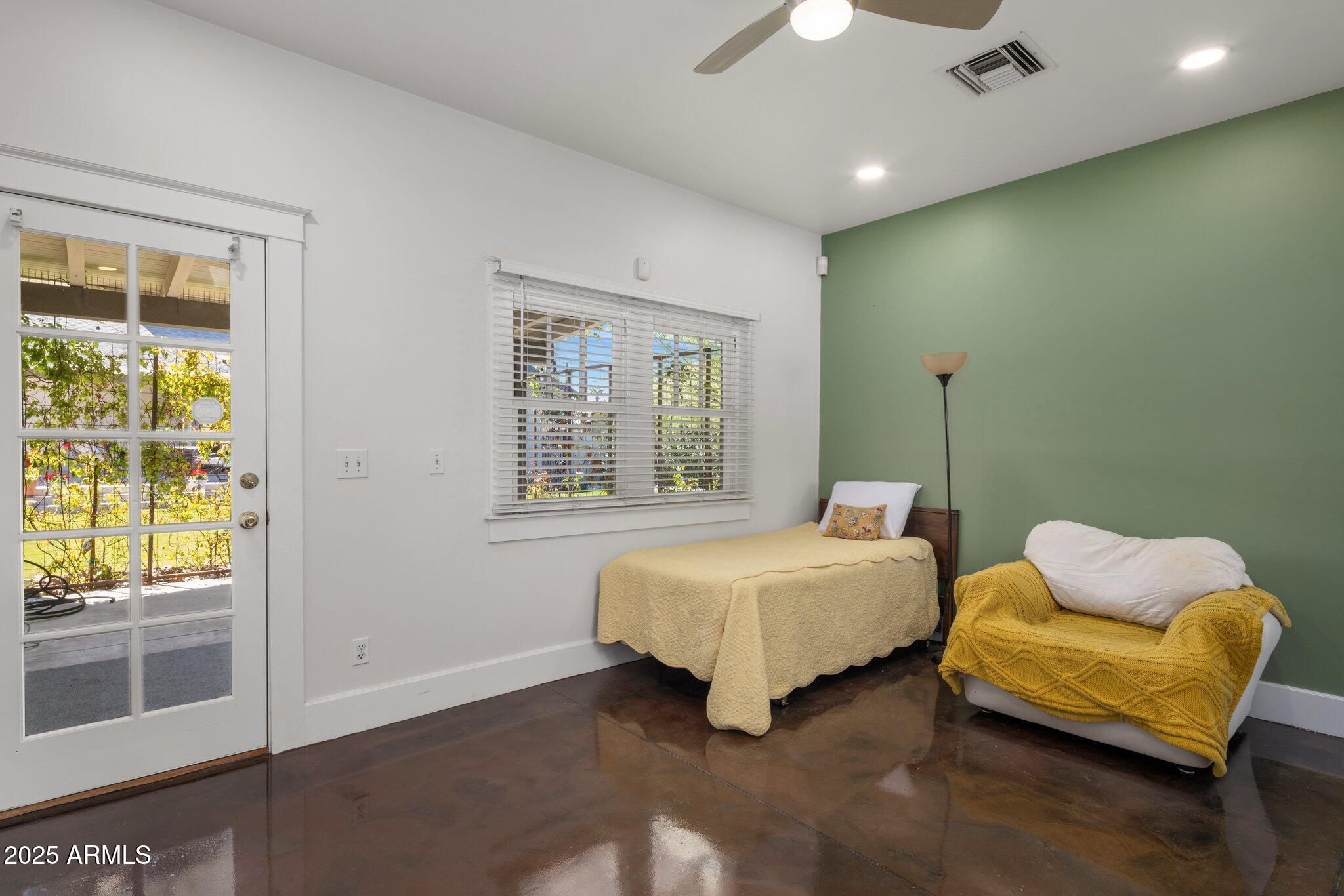 144 W PALM Lane