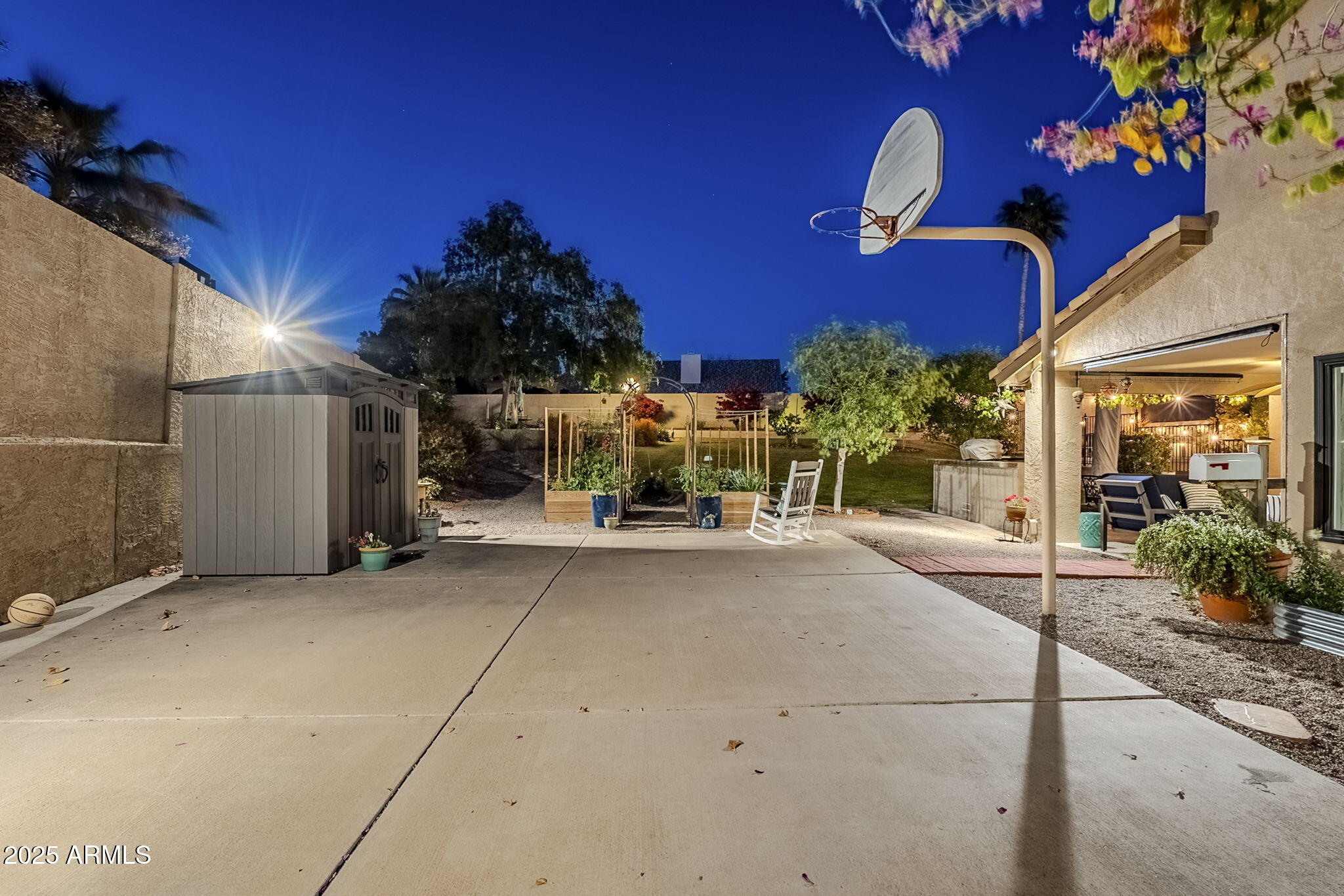 2468 E DRY CREEK Road