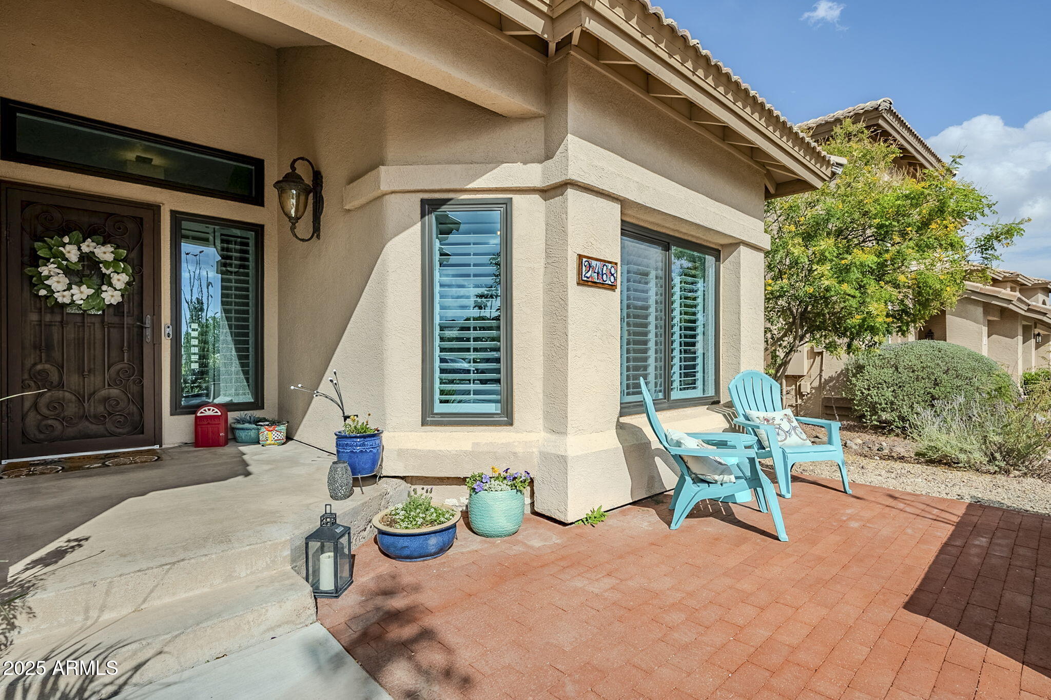 2468 E DRY CREEK Road