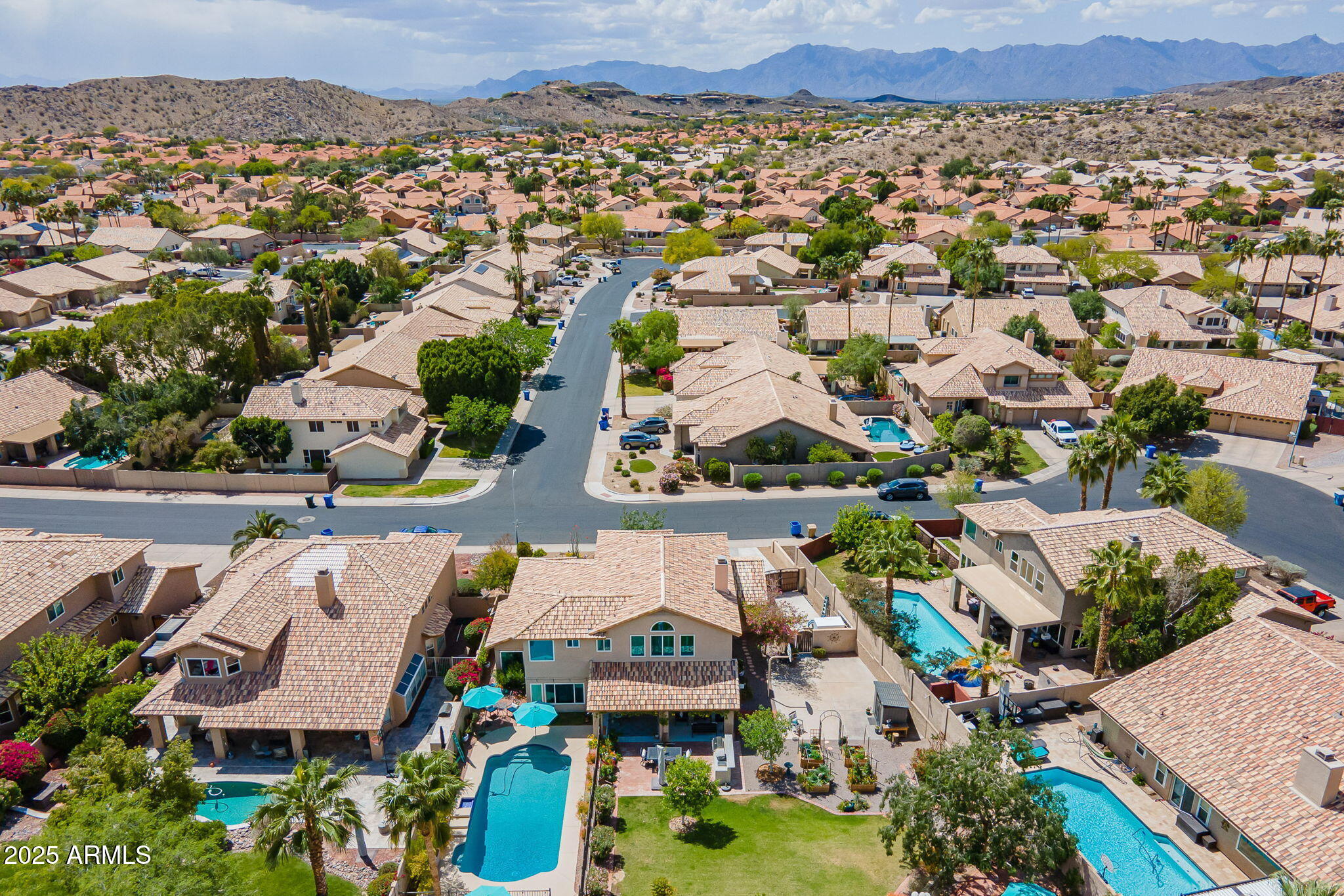 2468 E DRY CREEK Road