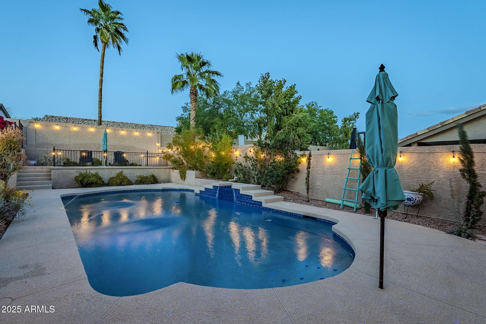 2468 E DRY CREEK Road