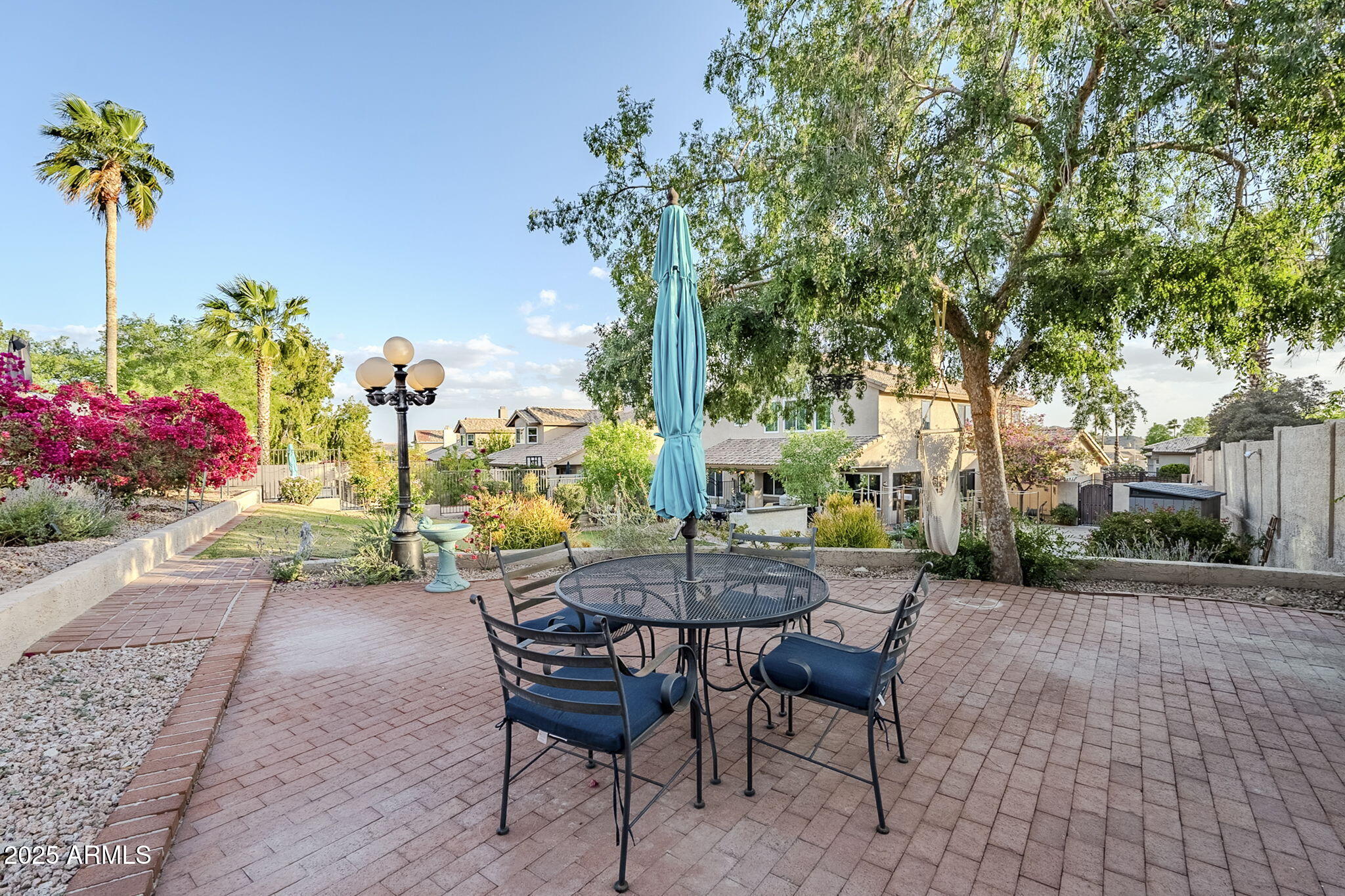 2468 E DRY CREEK Road