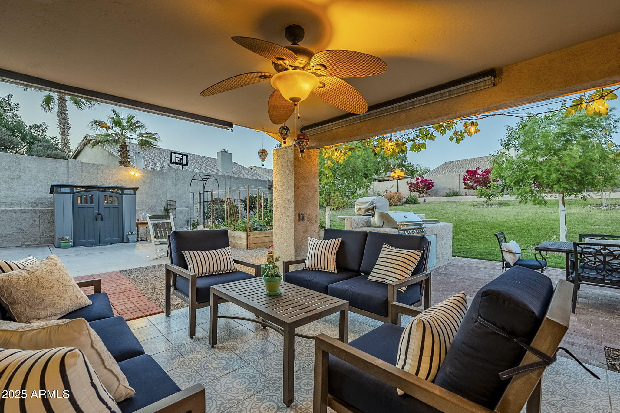 2468 E DRY CREEK Road