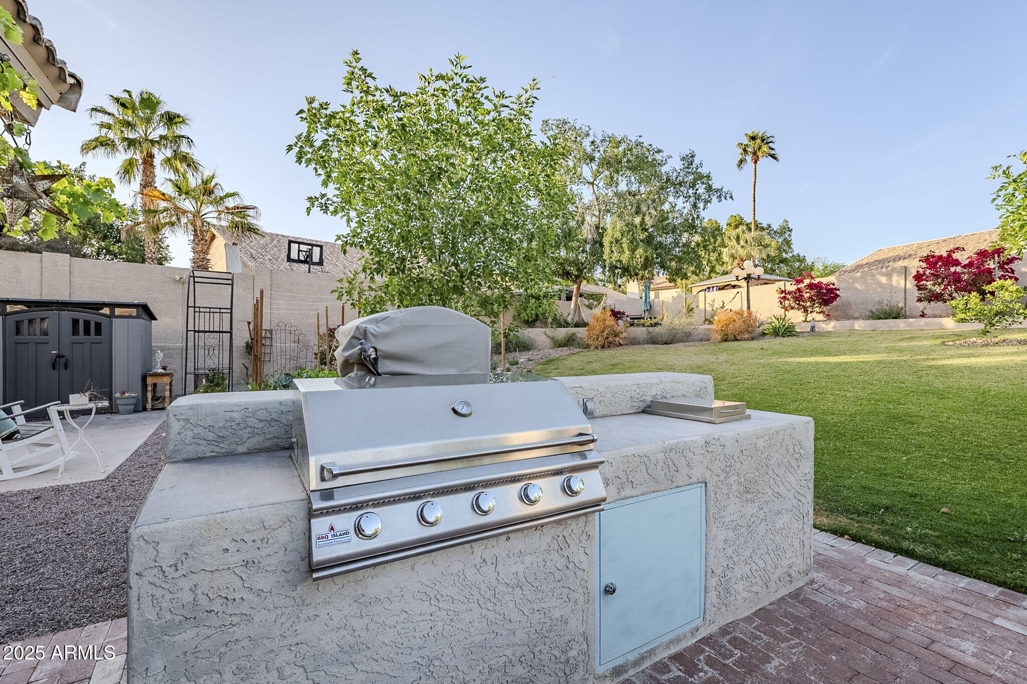 2468 E DRY CREEK Road