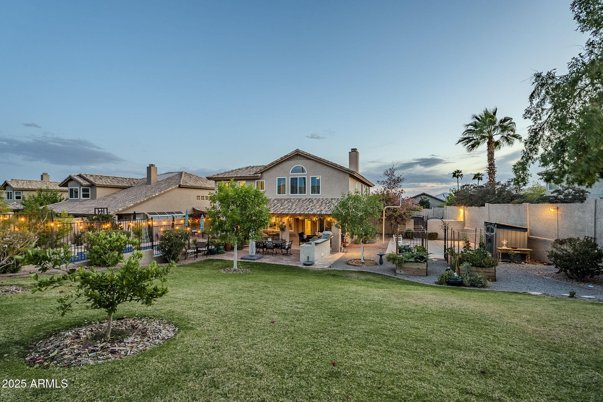 2468 E DRY CREEK Road