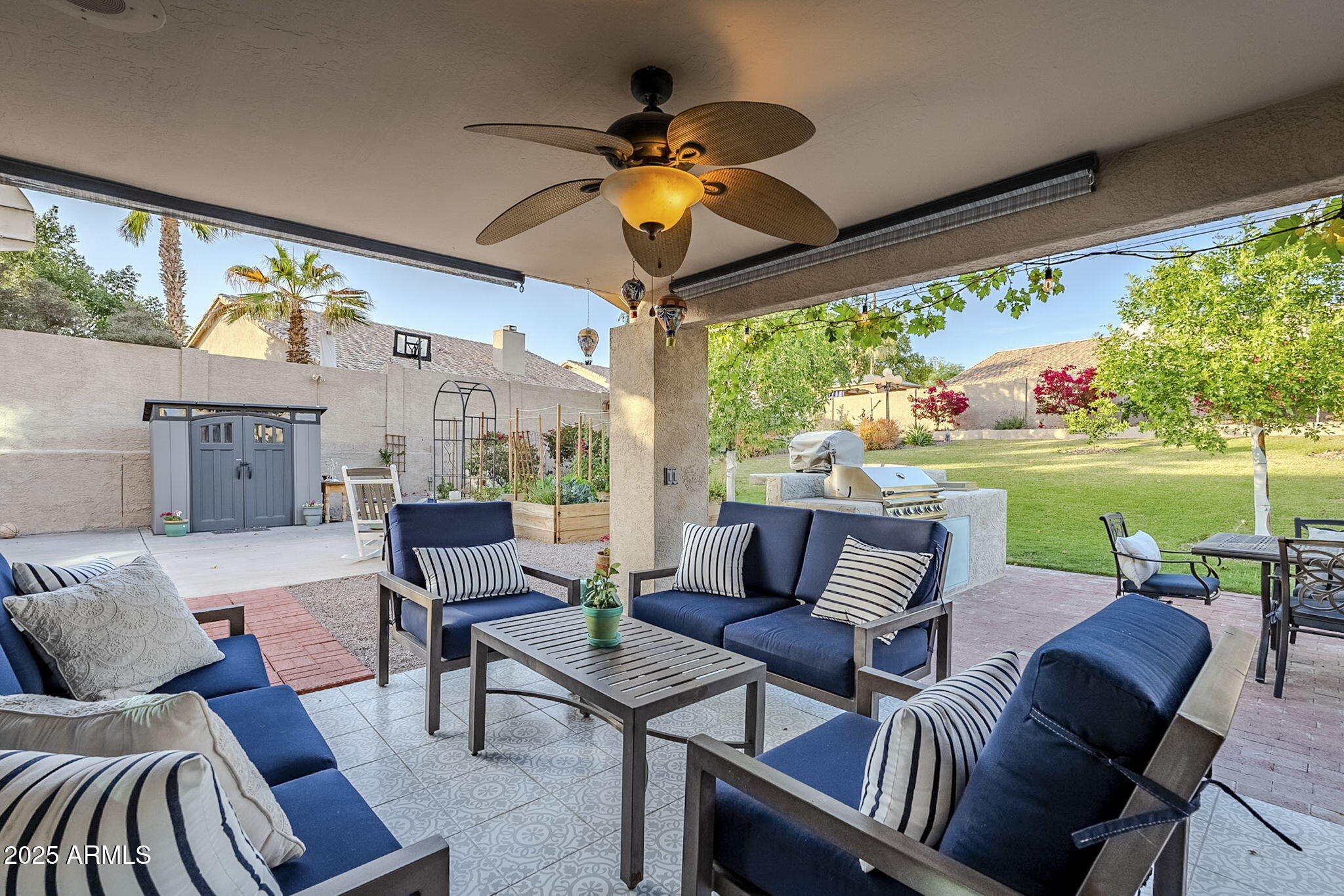 2468 E DRY CREEK Road