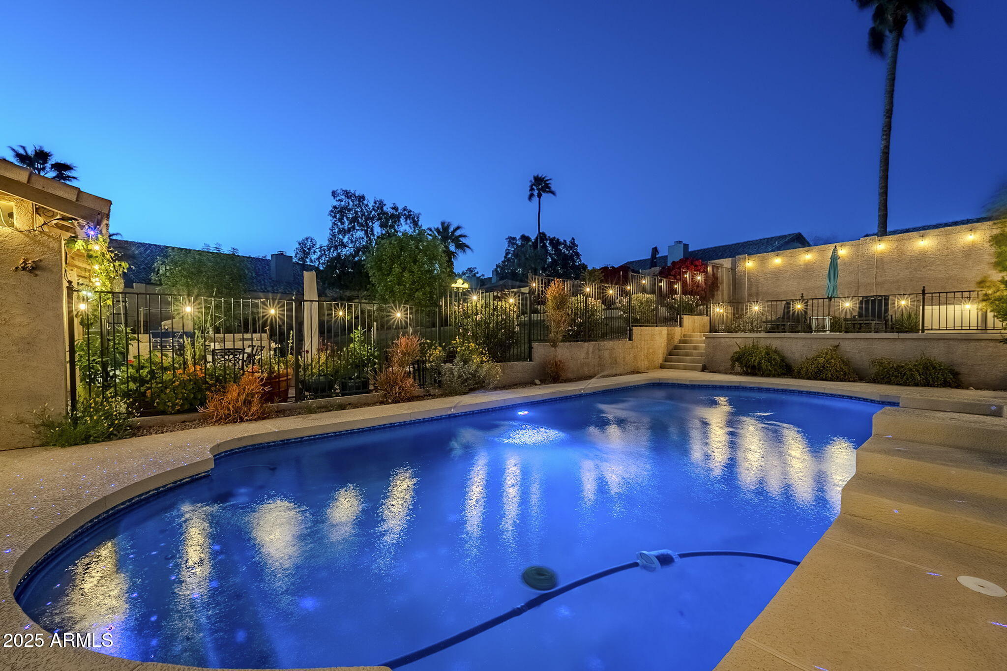 2468 E DRY CREEK Road