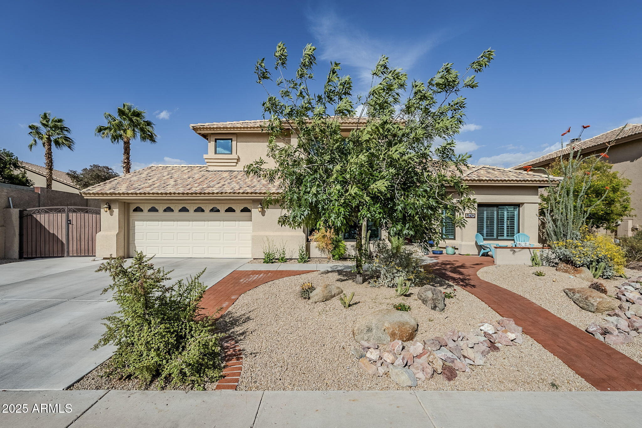 2468 E DRY CREEK Road
