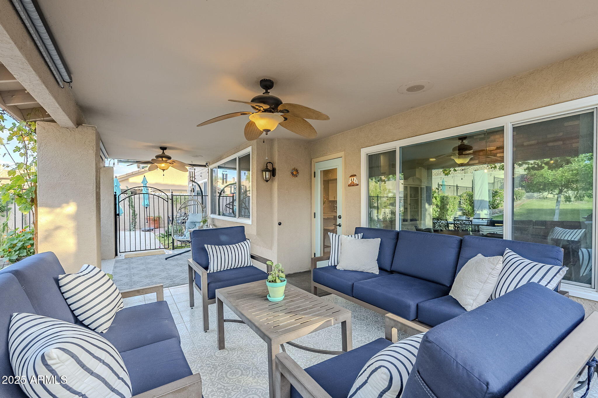 2468 E DRY CREEK Road