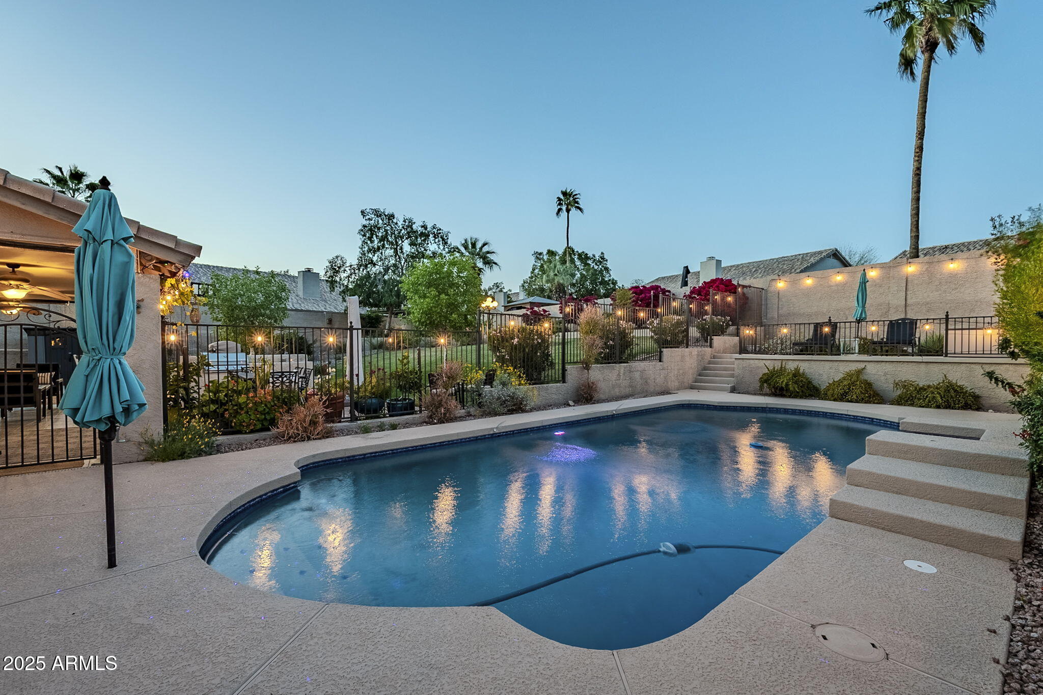 2468 E DRY CREEK Road