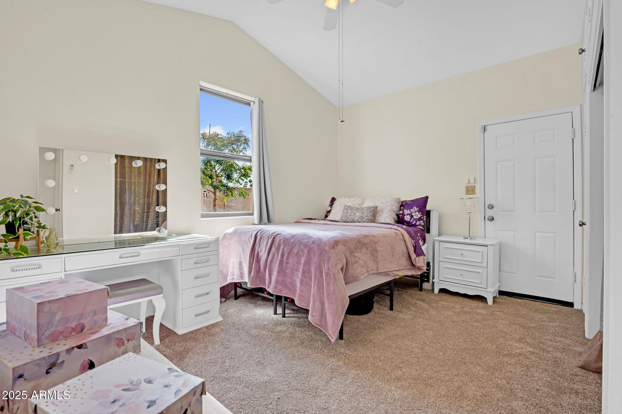 155 W KNOX Road