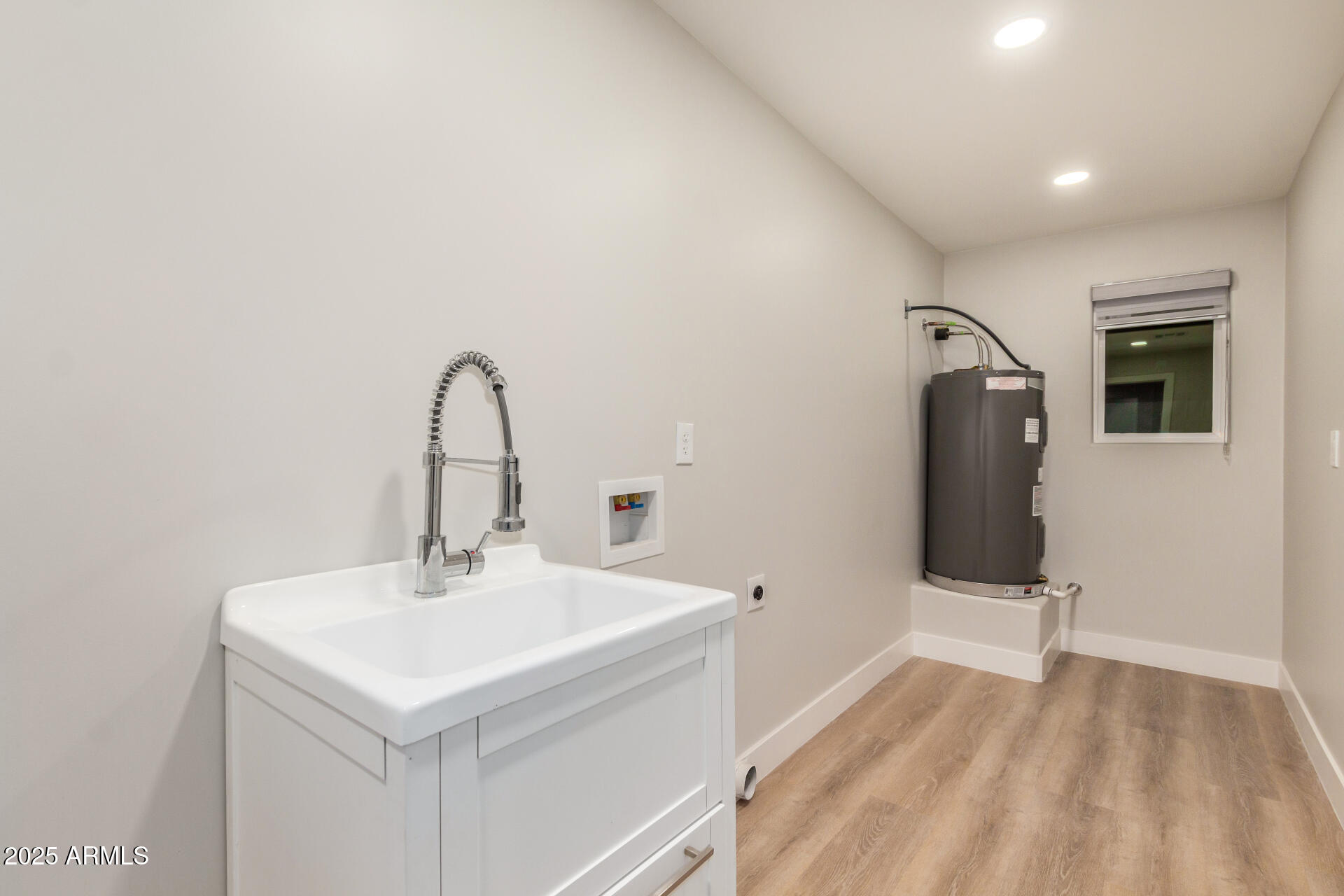 2905 W CAMPO BELLO Drive