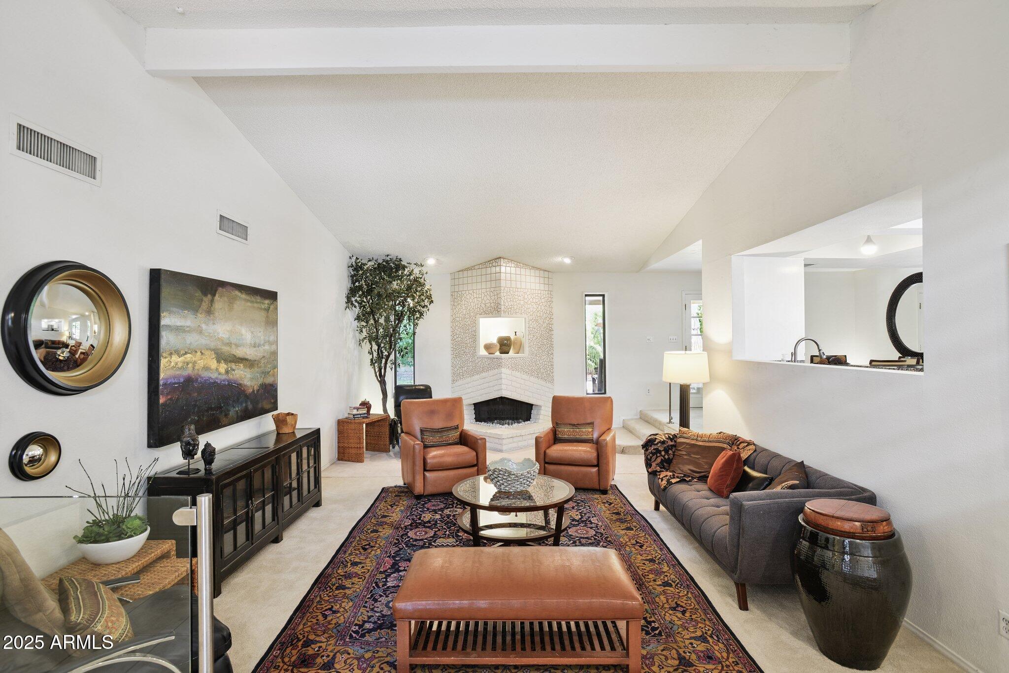 25 E BUTLER Drive